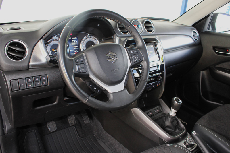 Suzuki Vitara 1.4 Boosterjet Hybrid Allgrip Comfort+ 4x4 LED,Navi,ACC,Pano,RFK,PDC,AHK,8-fach — photo 4