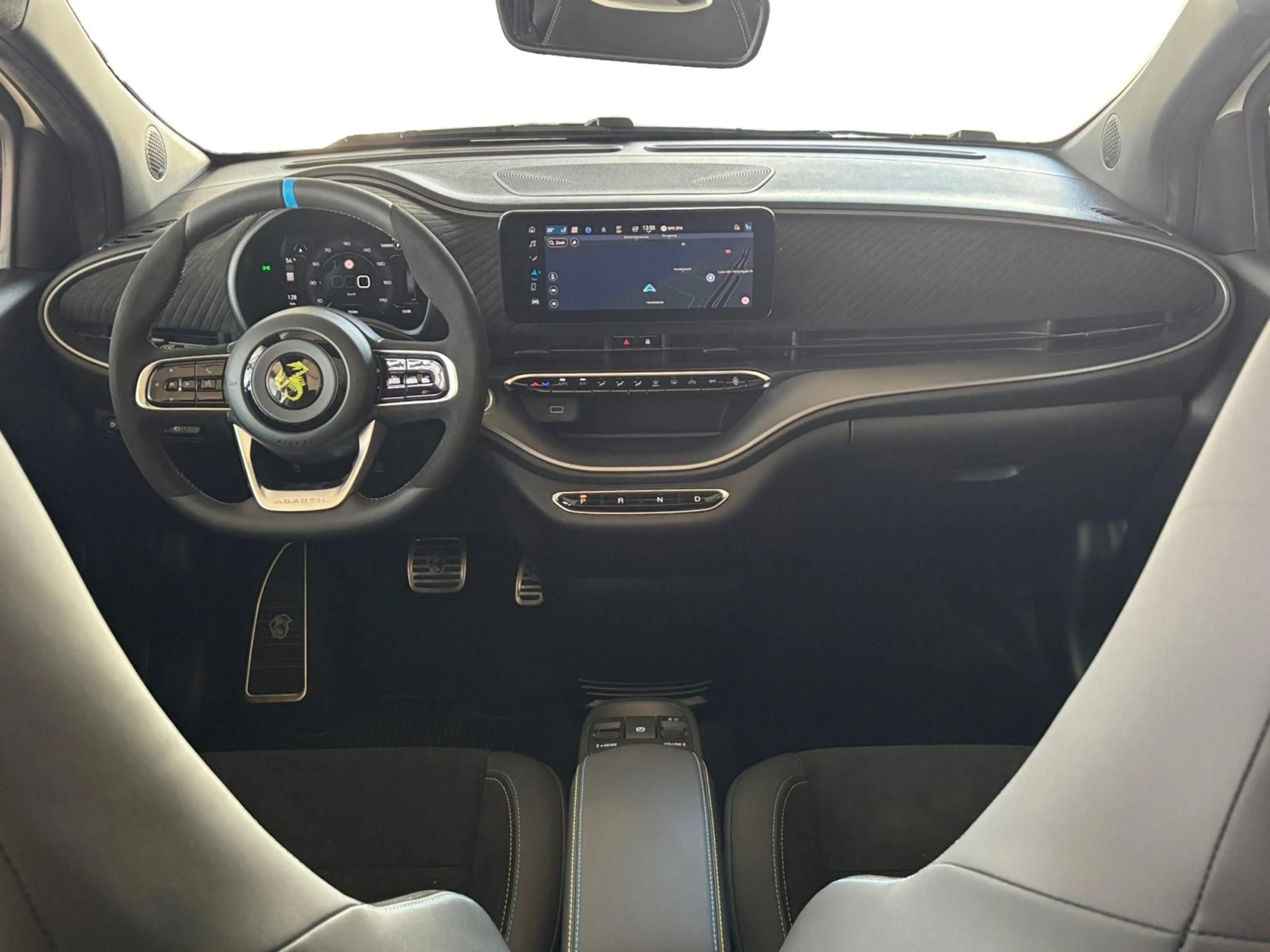 Abarth 500e Turismo Cabrio 42 kWh Carplay - Stoelverwarming - — photo 9
