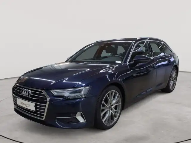 Audi A6 Avant view 2