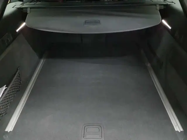 Audi A6 Avant view 15