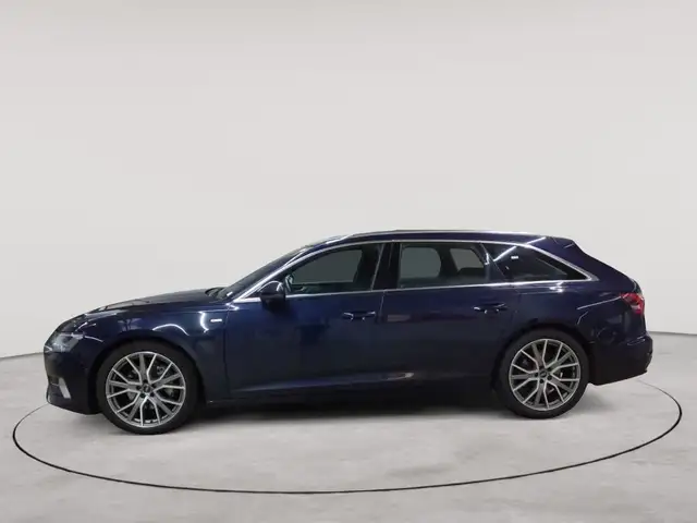 Audi A6 Avant view 6