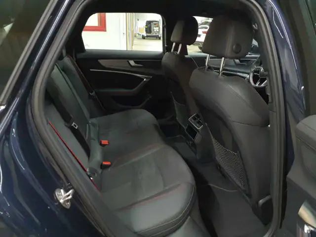 Audi A6 Avant view 14