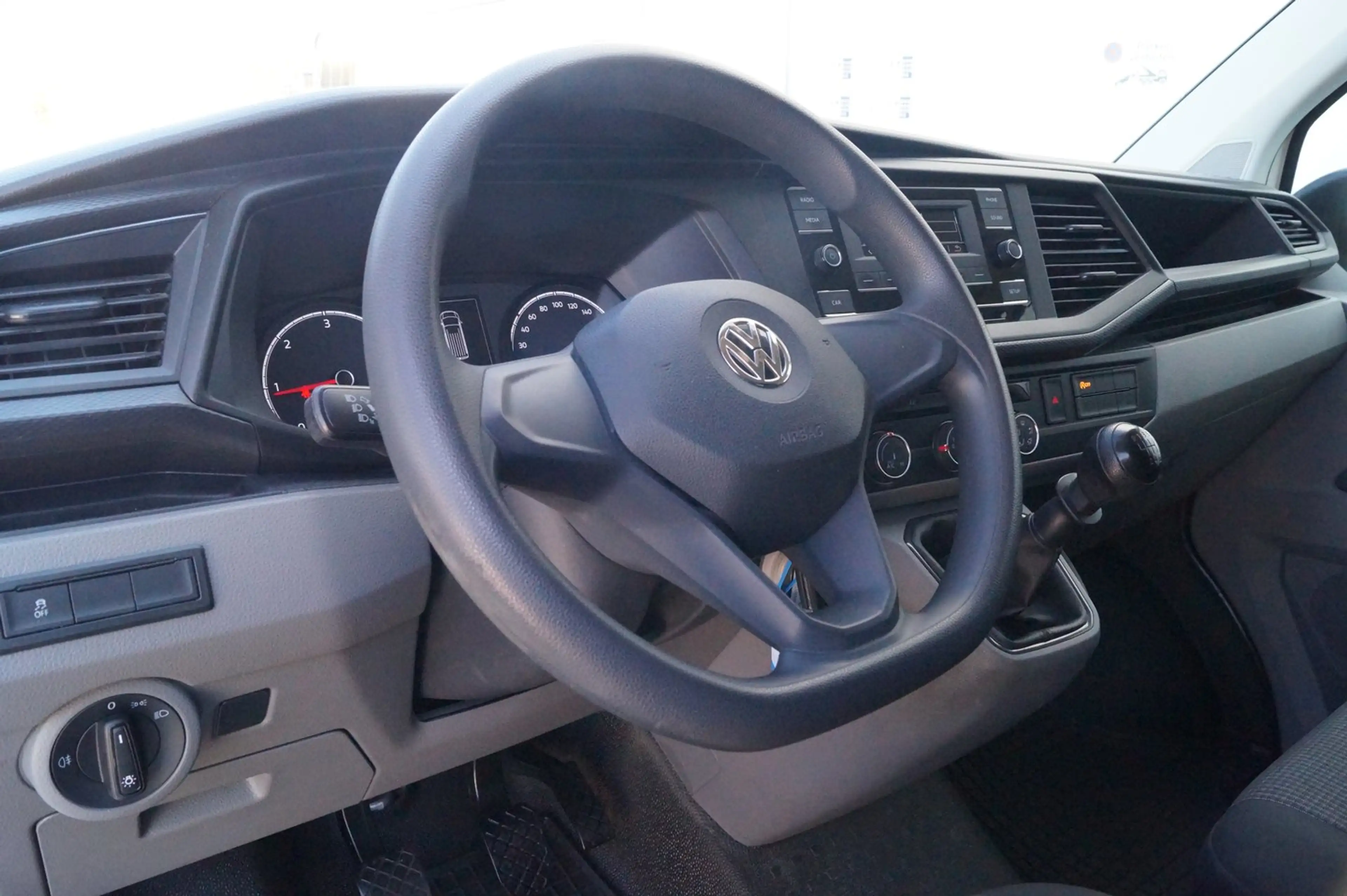 Volkswagen T6.1 Transporter VW Transporter T6.1 Kastenwagen TDI — photo 15
