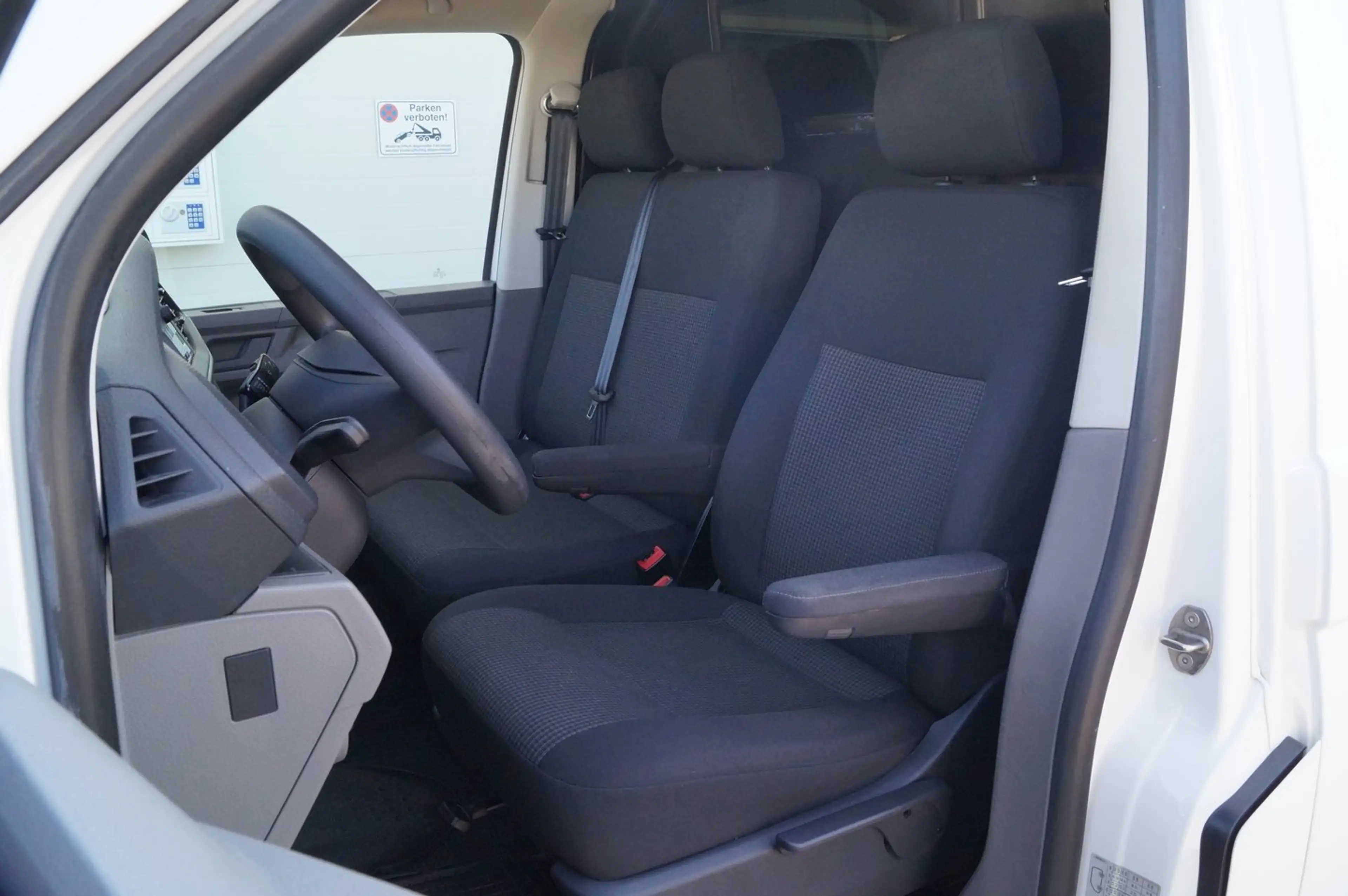 Volkswagen T6.1 Transporter VW Transporter T6.1 Kastenwagen TDI — photo 7