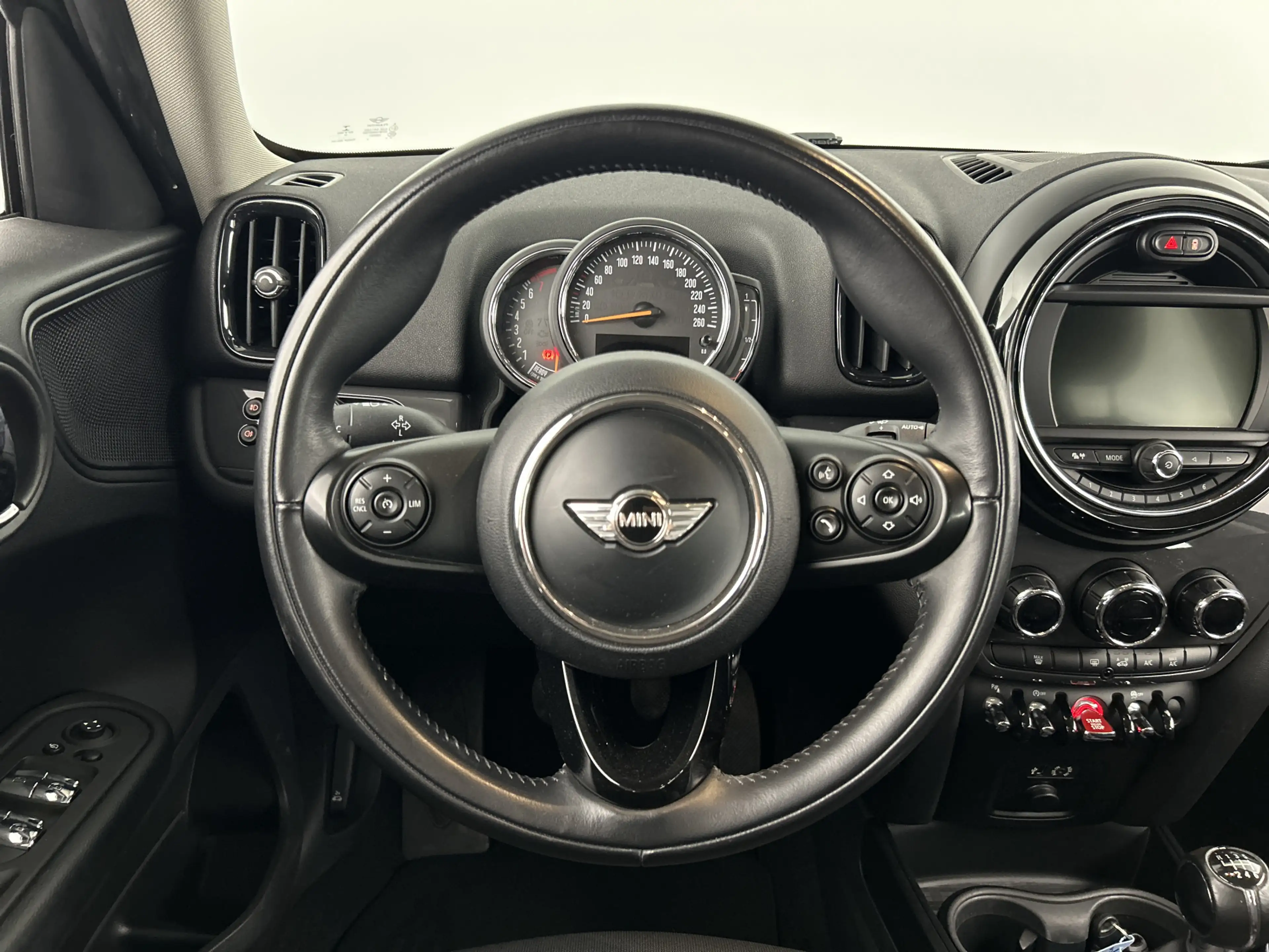 MINI Cooper Countryman 1.5 Black edition/PDC V+A/Cruise control/Airco/ — photo 14