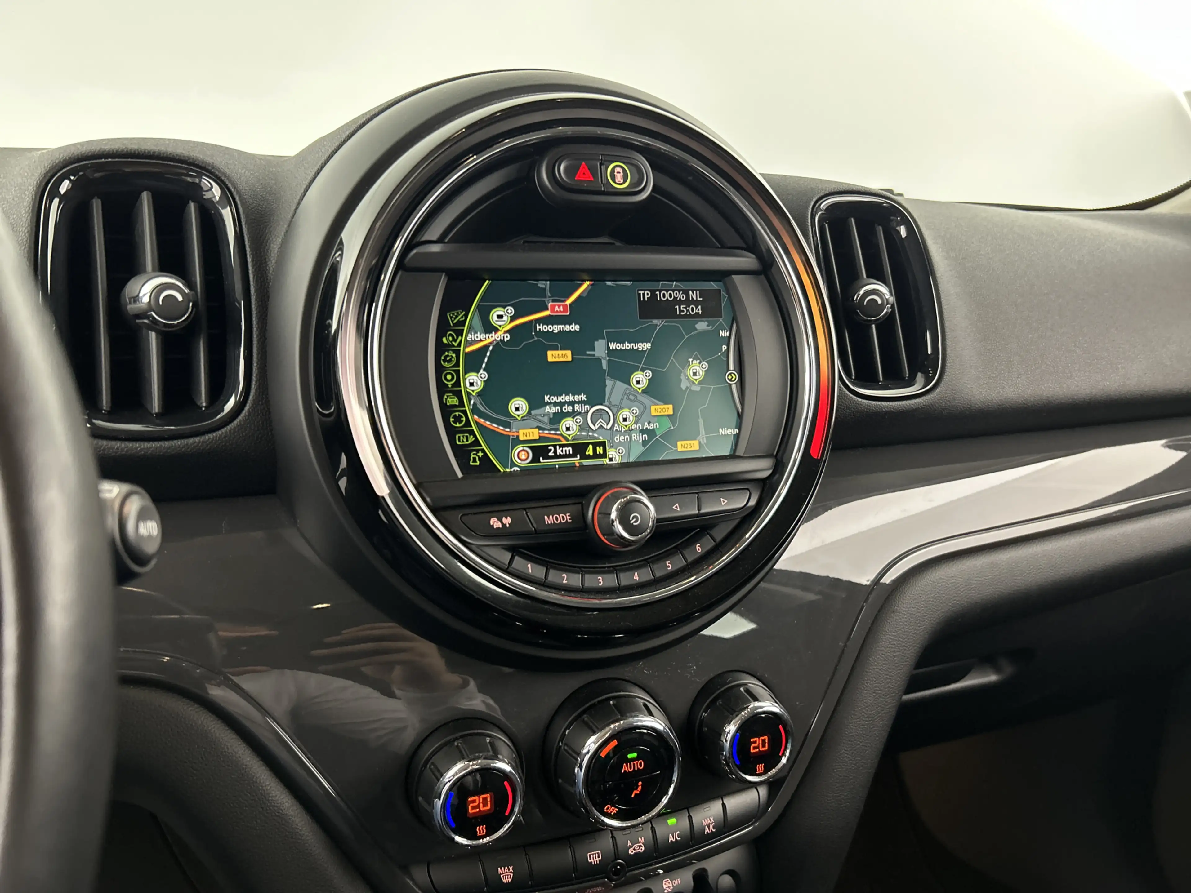 MINI Cooper Countryman 1.5 Black edition/PDC V+A/Cruise control/Airco/ — photo 17