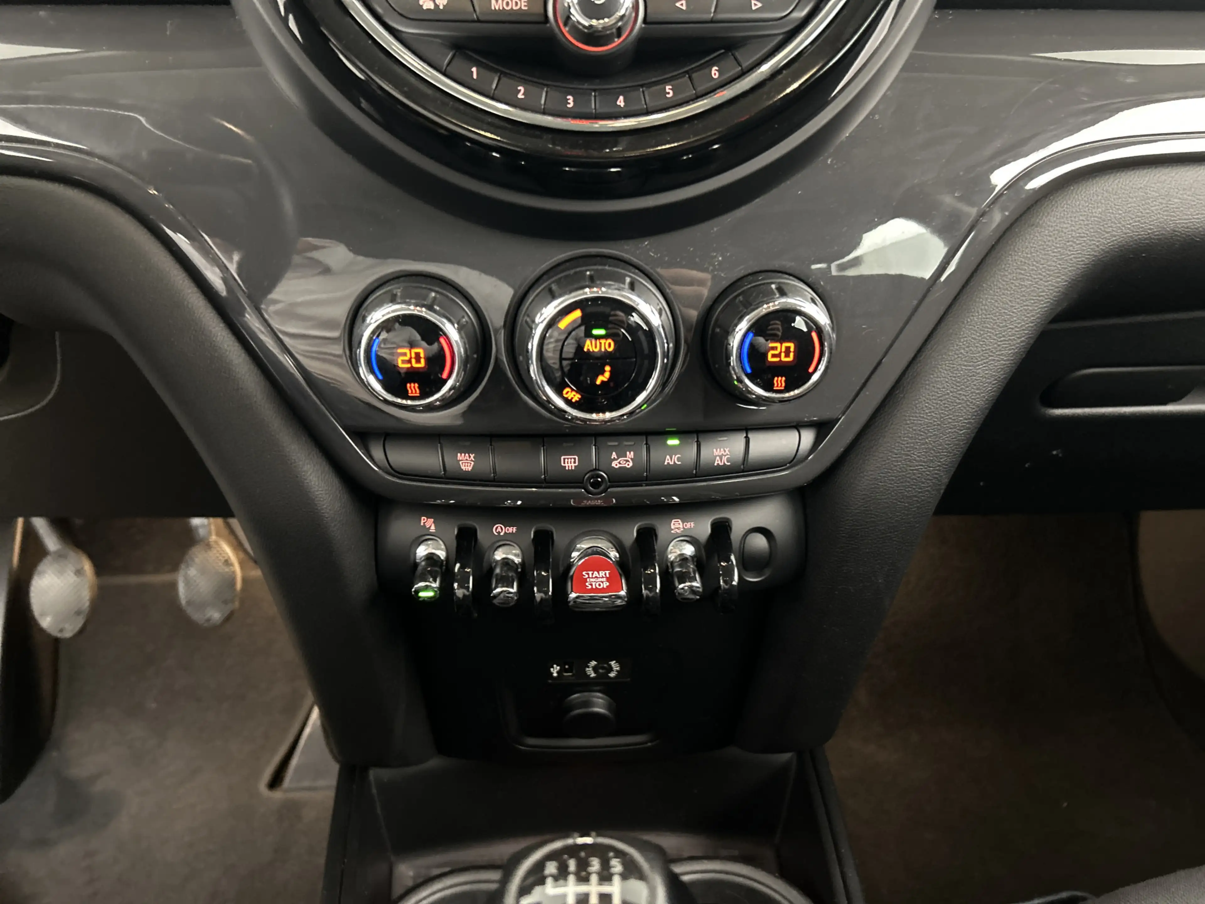 MINI Cooper Countryman 1.5 Black edition/PDC V+A/Cruise control/Airco/ — photo 21