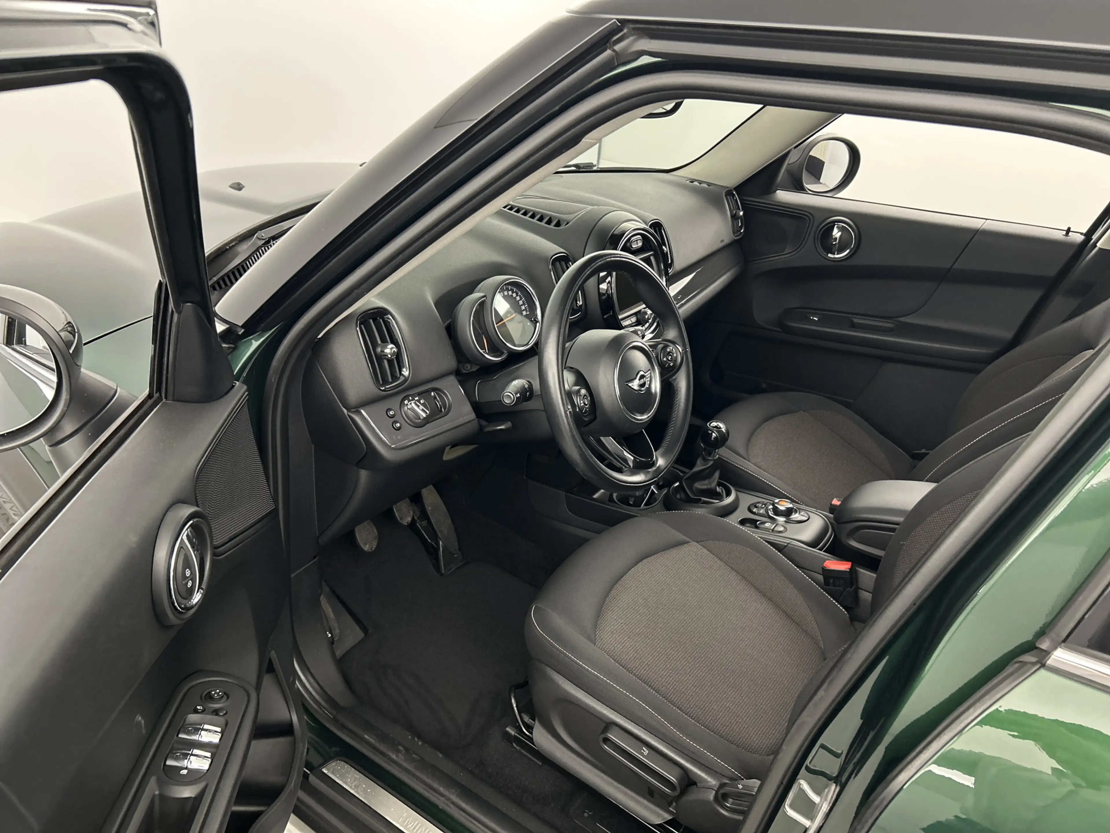MINI Cooper Countryman 1.5 Black edition/PDC V+A/Cruise control/Airco/ — photo 10