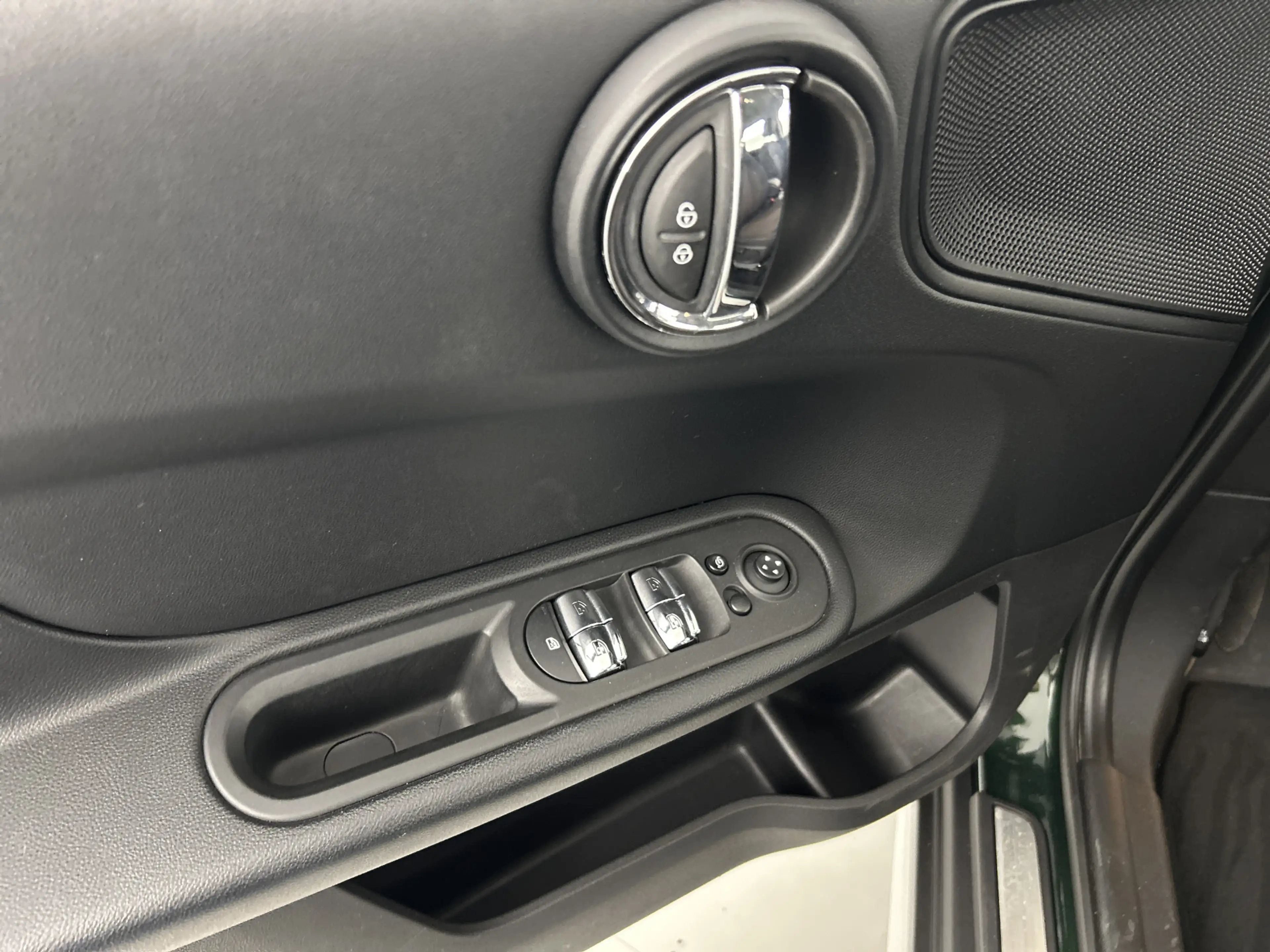 MINI Cooper Countryman 1.5 Black edition/PDC V+A/Cruise control/Airco/ — photo 11