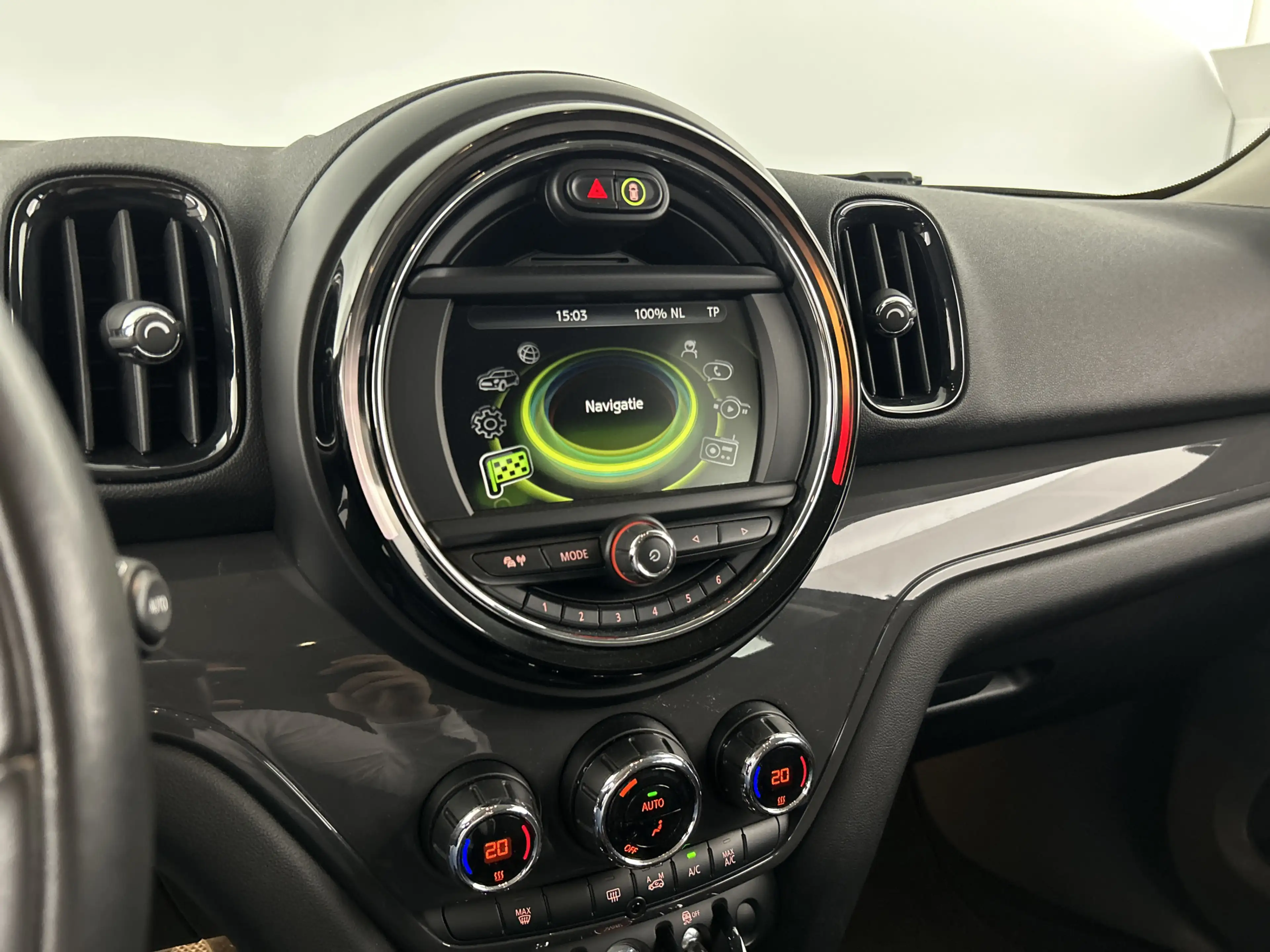MINI Cooper Countryman 1.5 Black edition/PDC V+A/Cruise control/Airco/ — photo 16