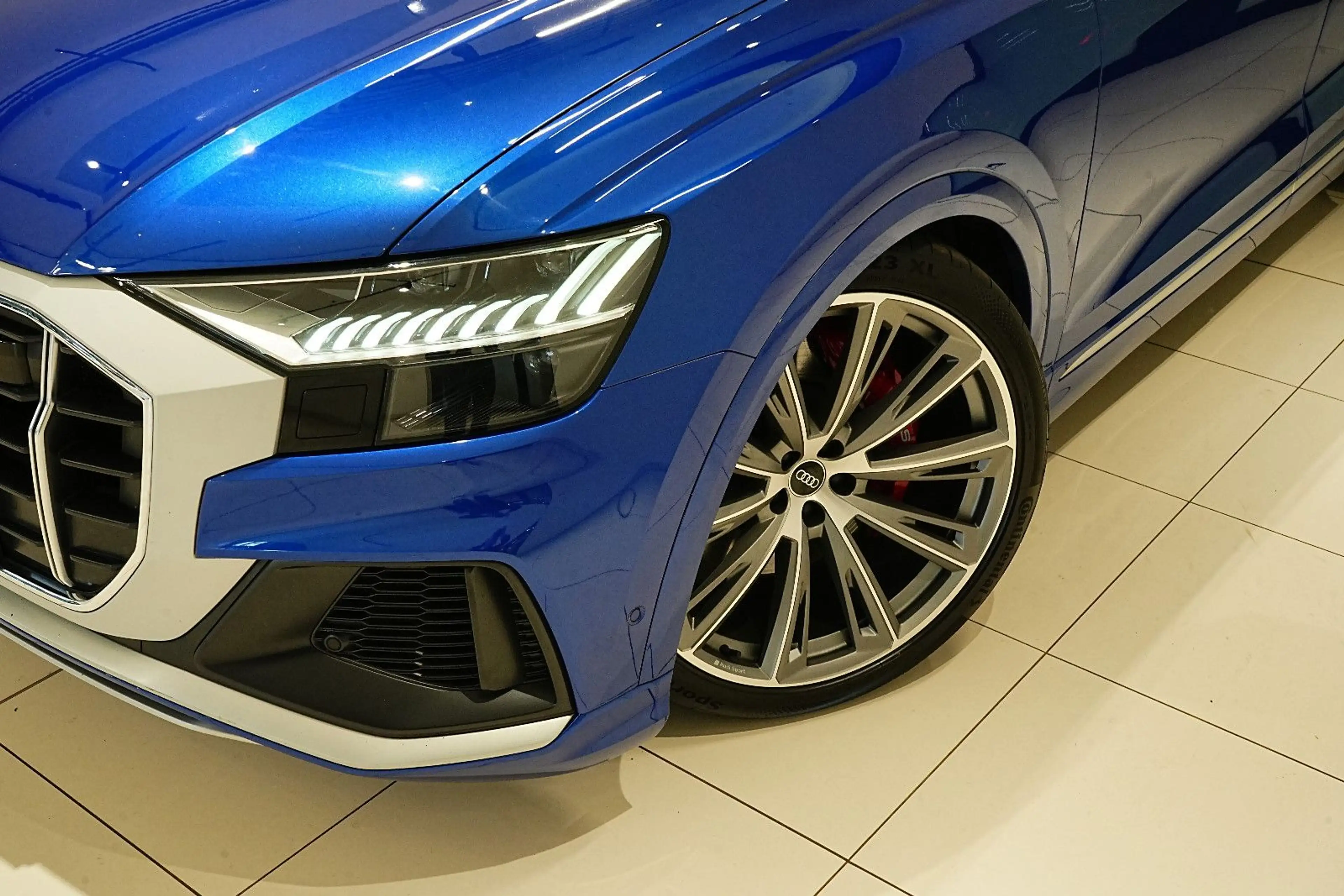 Audi SQ8 4.0|RS-SITZ|HUD|SOFT|LUFTF|3D|MEMO|PANO|B&O| — photo 2