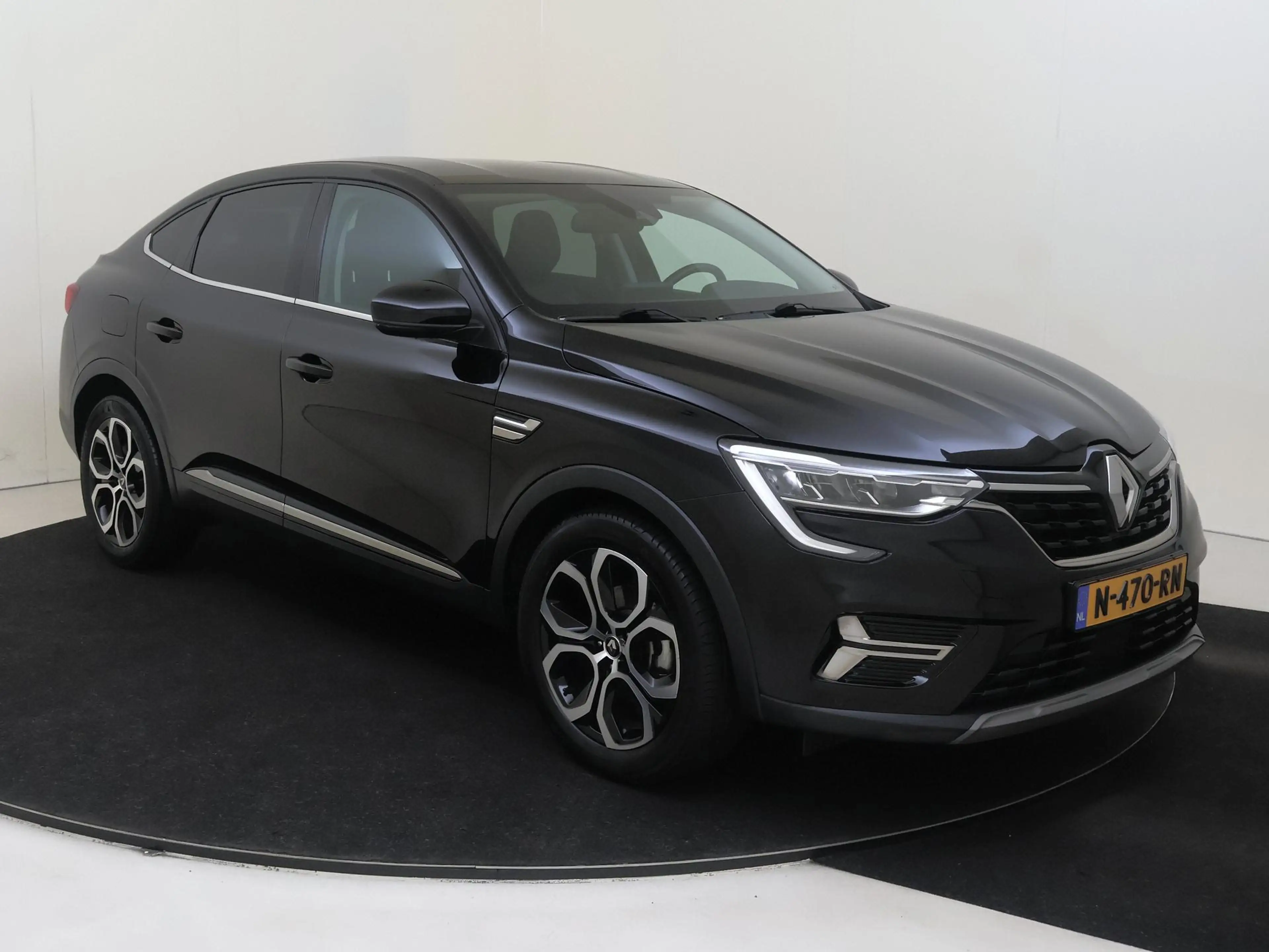 Renault Arkana 1.6 E-Tech Hybrid 145 Intens | Half leder | LM vel — photo 2