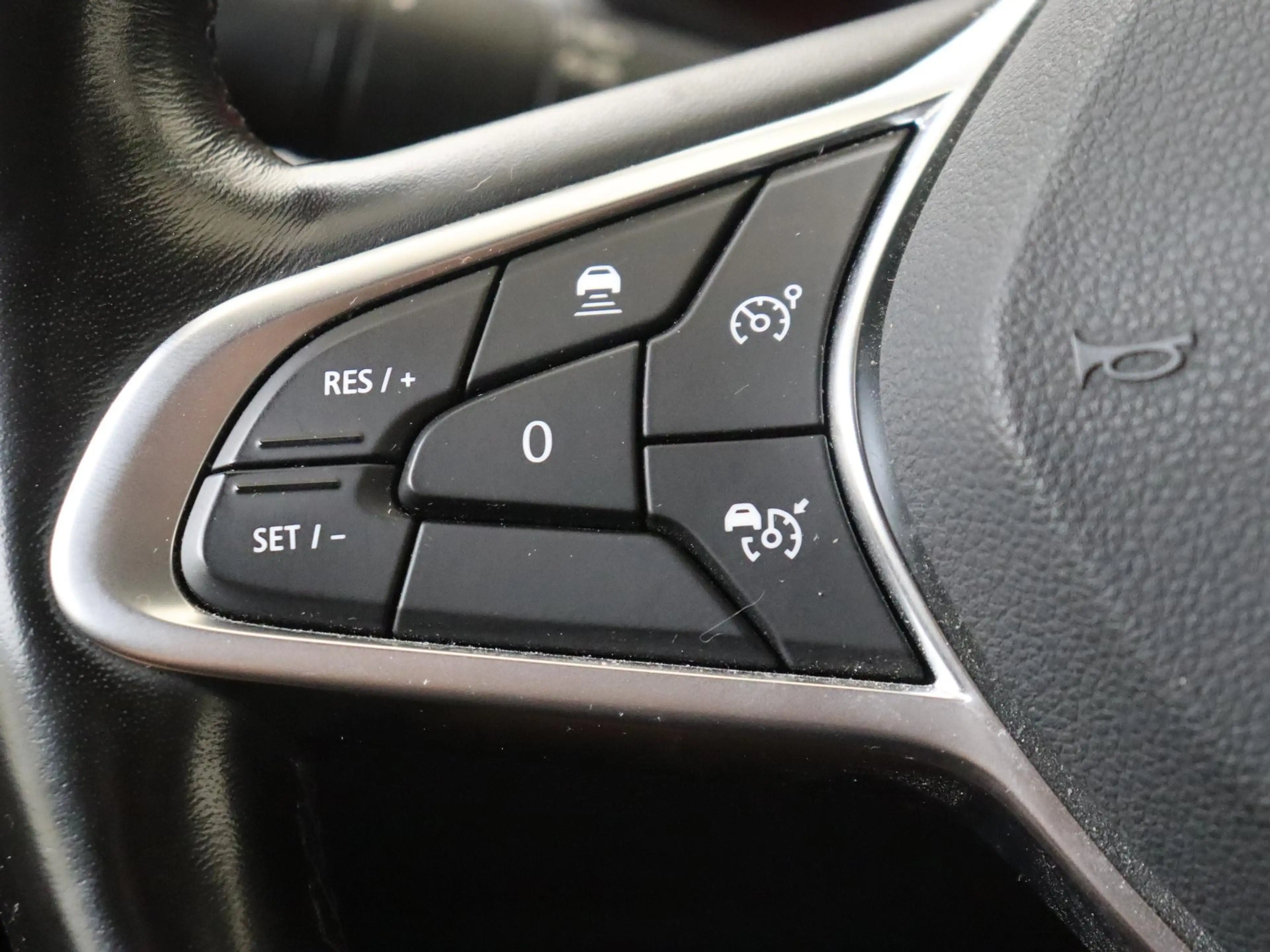 Renault Arkana 1.6 E-Tech Hybrid 145 Intens | Half leder | LM vel — photo 12