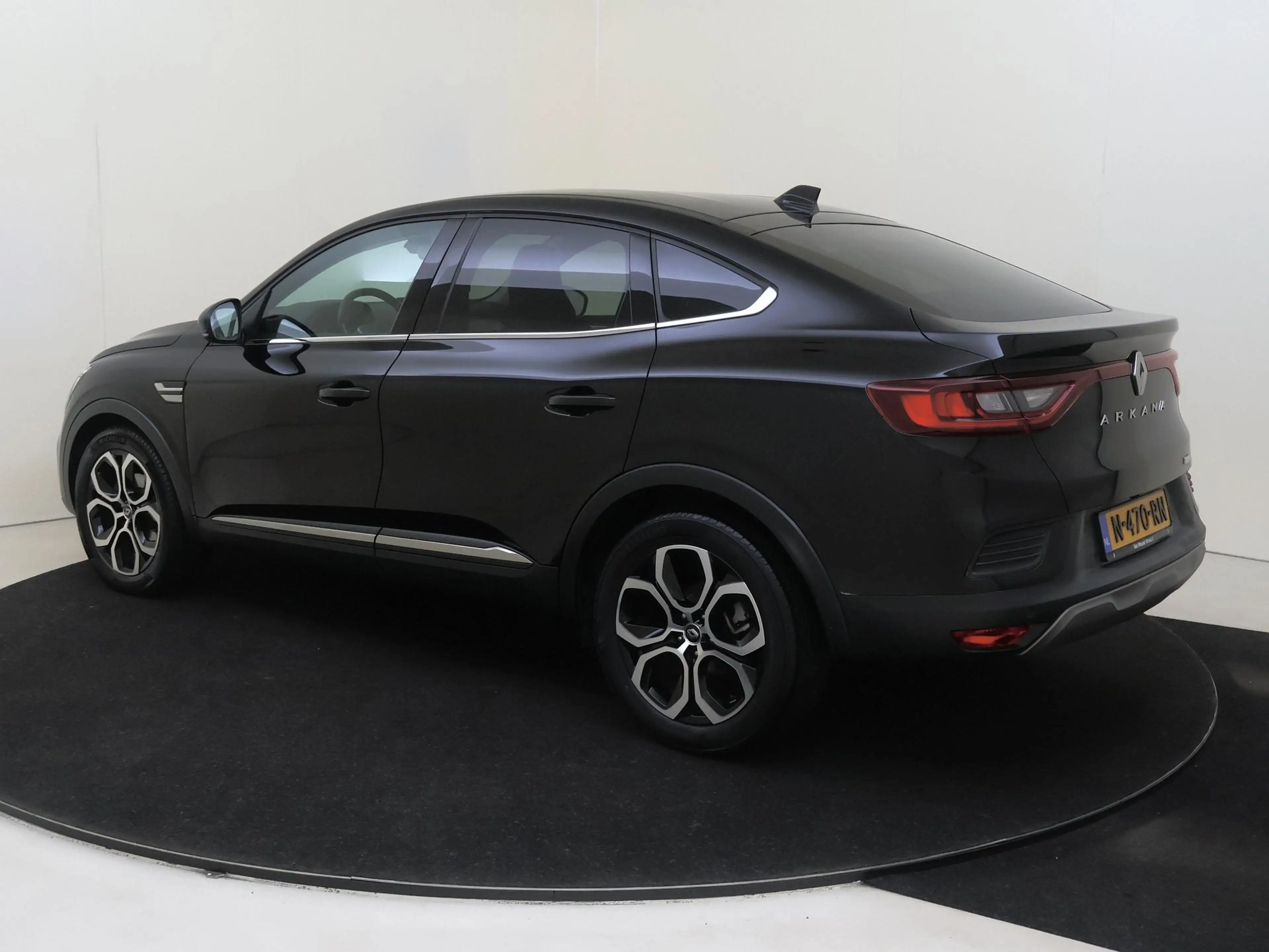 Renault Arkana 1.6 E-Tech Hybrid 145 Intens | Half leder | LM vel — photo 3