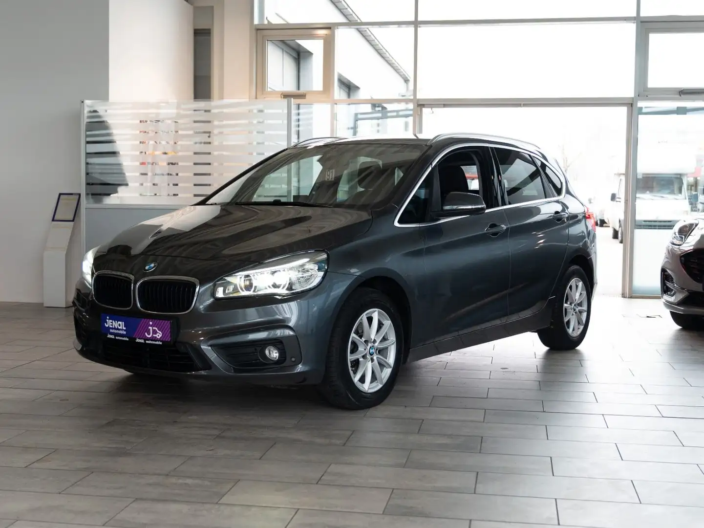 BMW 218 2 Active Tourer 218 i Advantage/KLIMA/SITZHEIZG. Grau - 2