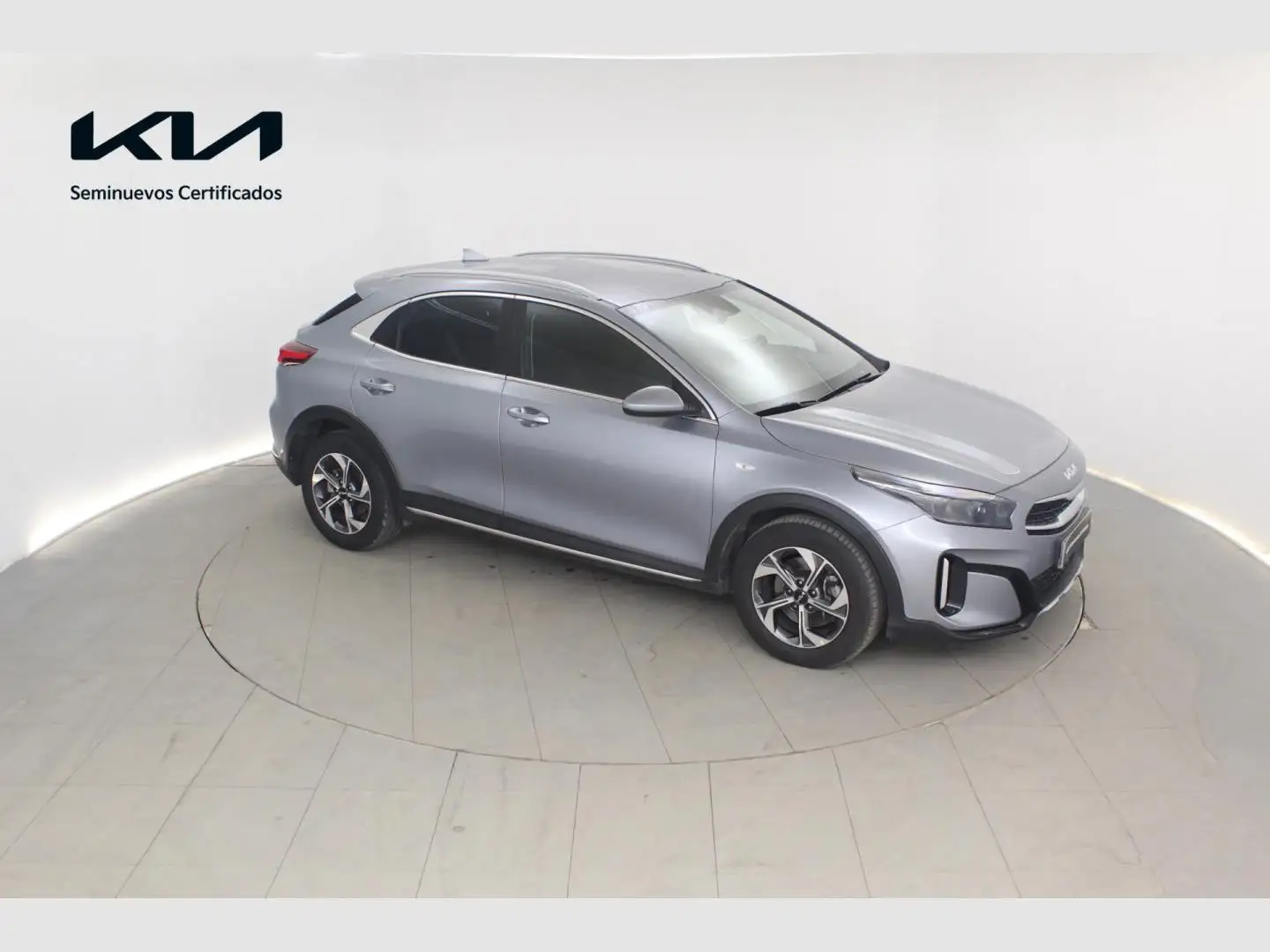 Kia XCeed 1.0 T-GDi Drive Plateado - 2