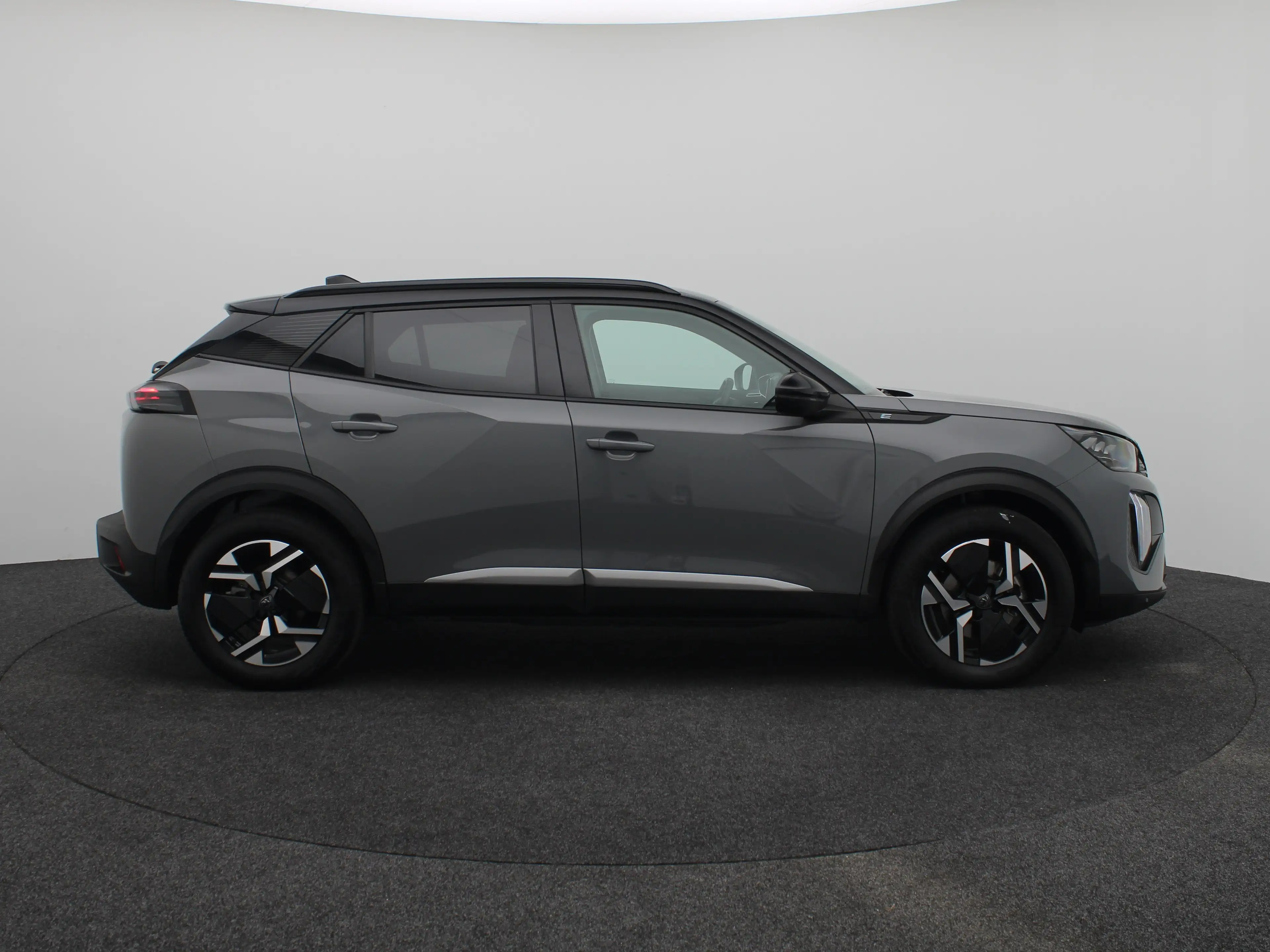 Peugeot e-2008 EV GT 54 kWh SOH 96% | 3 Fase | Carplay | Drive As — photo 13
