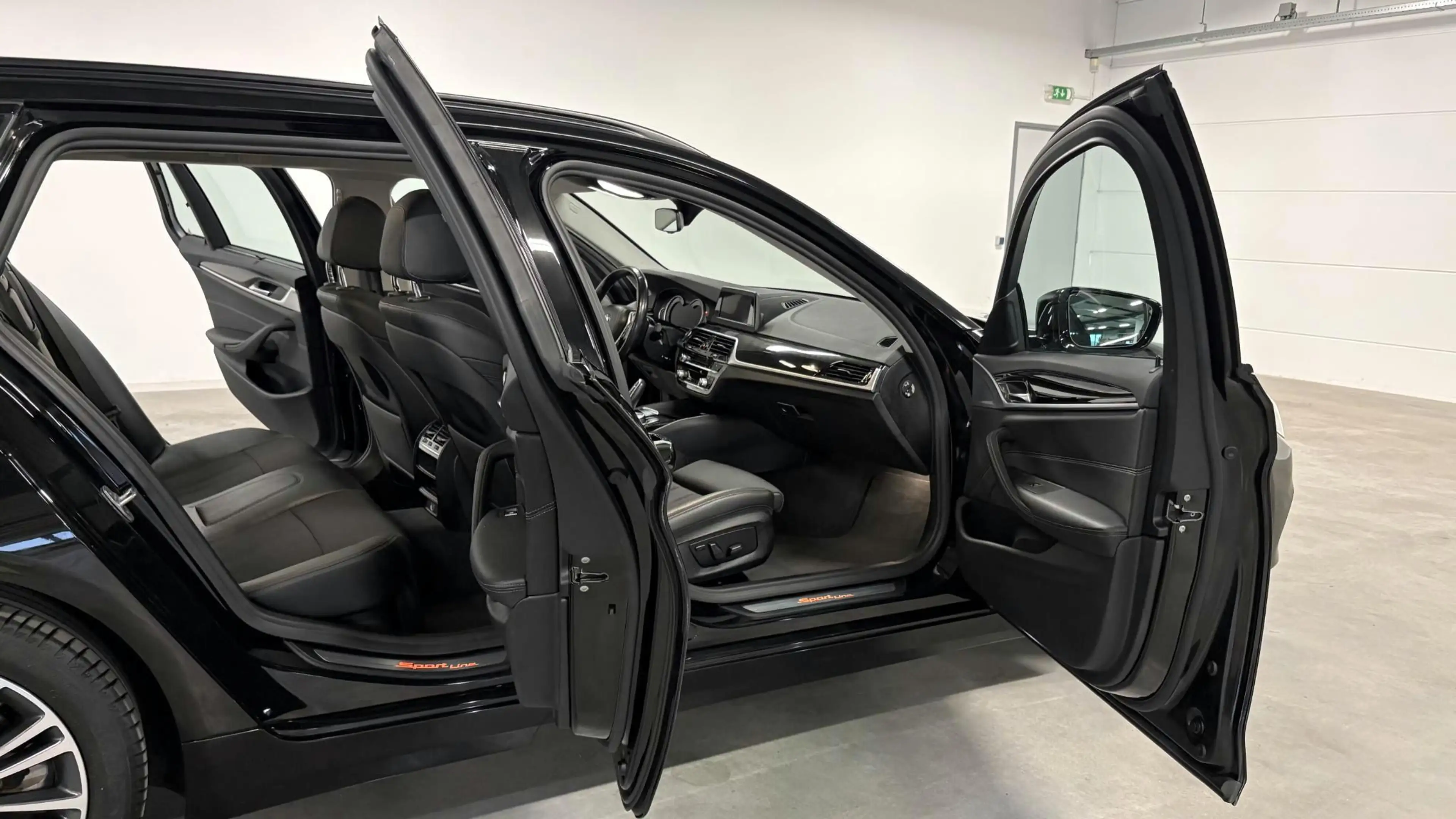 BMW 520 5-serie Touring 520i Executive | Sport Line — photo 21