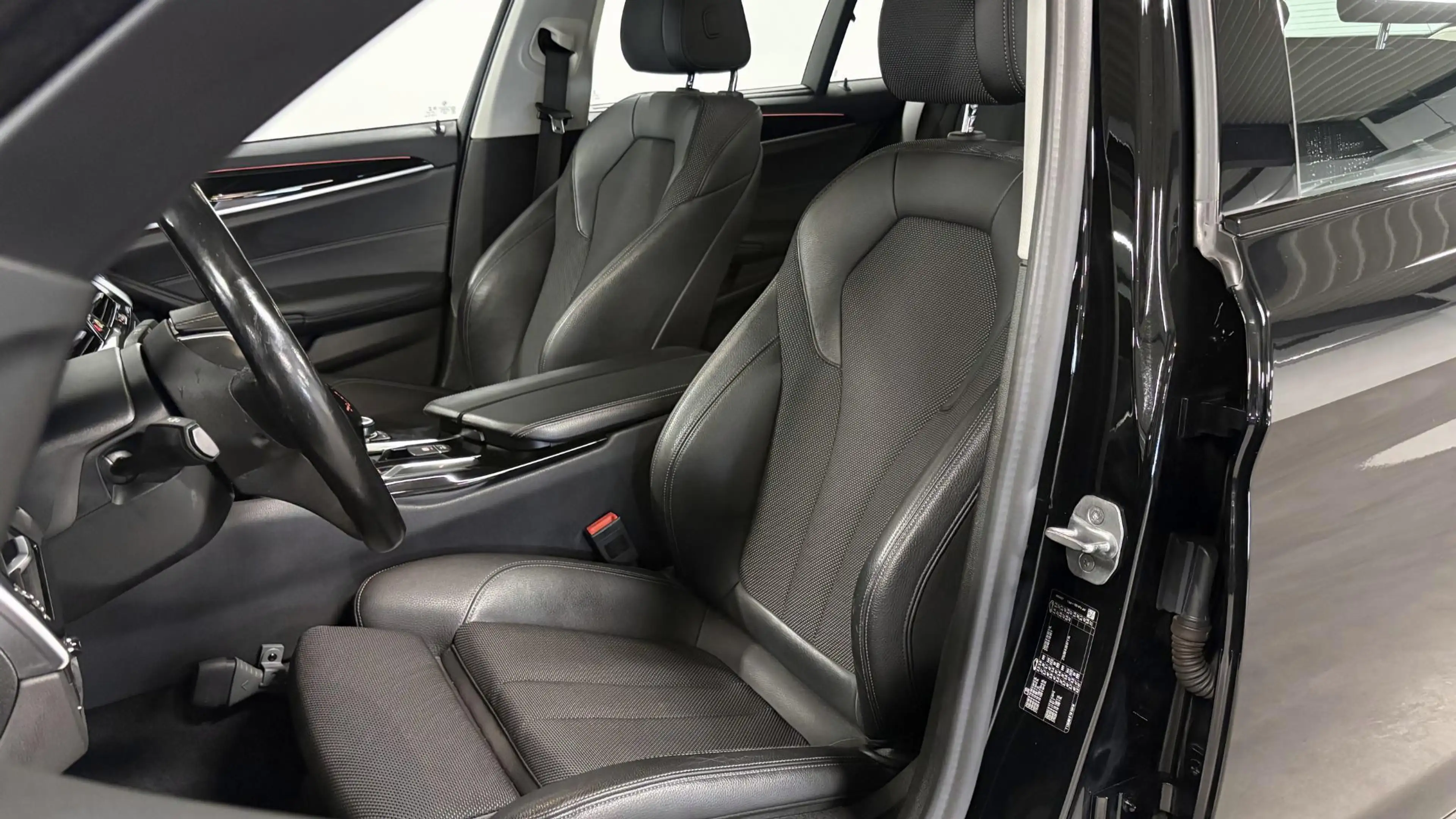 BMW 520 5-serie Touring 520i Executive | Sport Line — photo 7