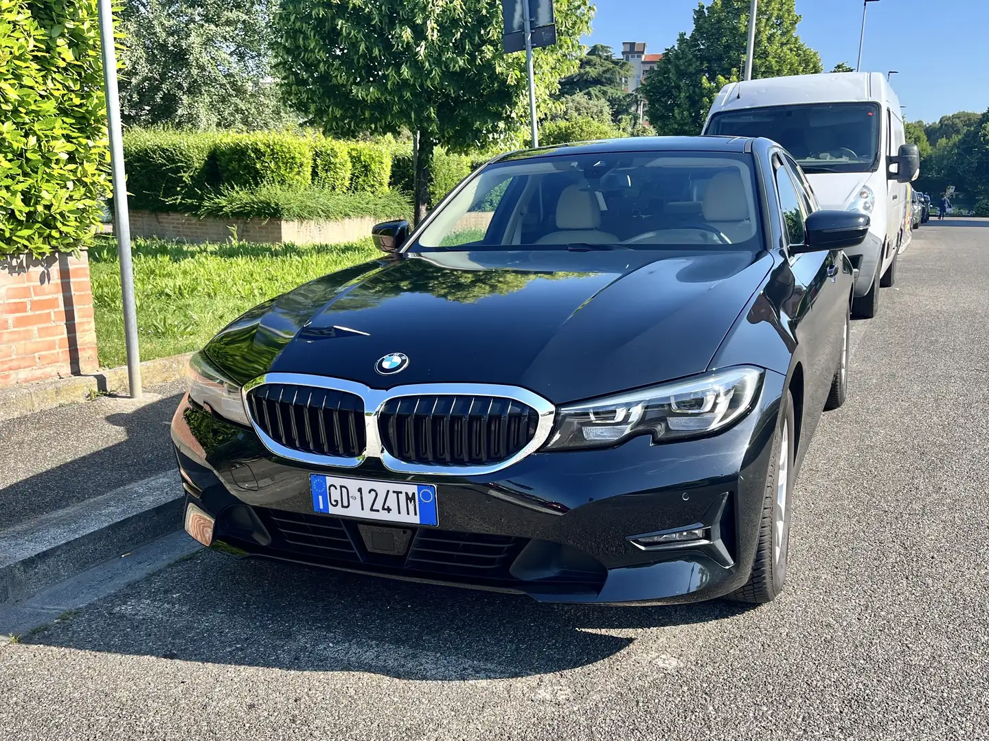 BMW 320 320d Gran Turismo Business Advantage auto - 1