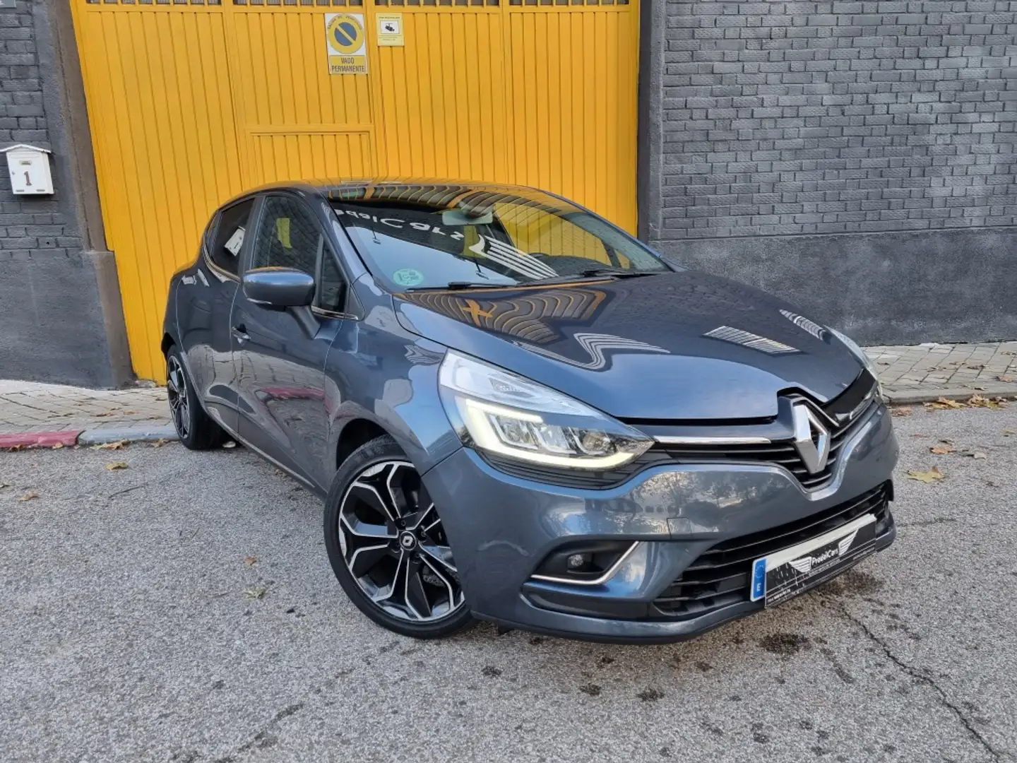 Renault Clio 1.5dCi Energy Zen 66kW Grijs - 2
