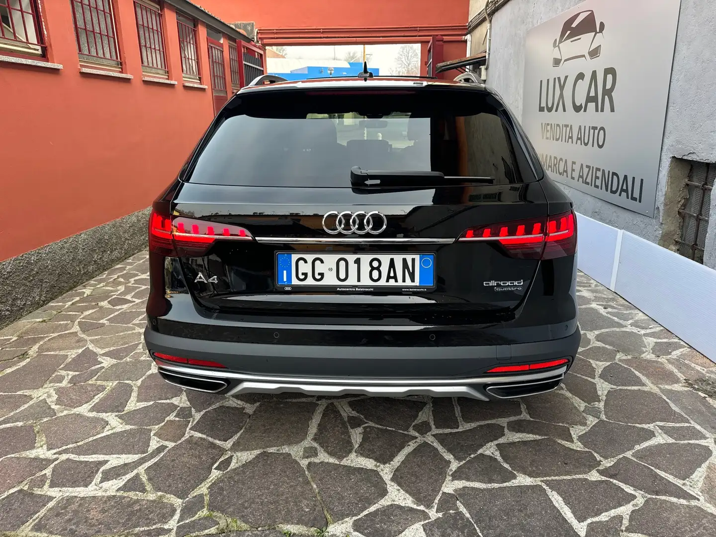 Audi A4 allroad 40 2.0 tdi mhev Business Evolution quattro 204cv s Nero - 2