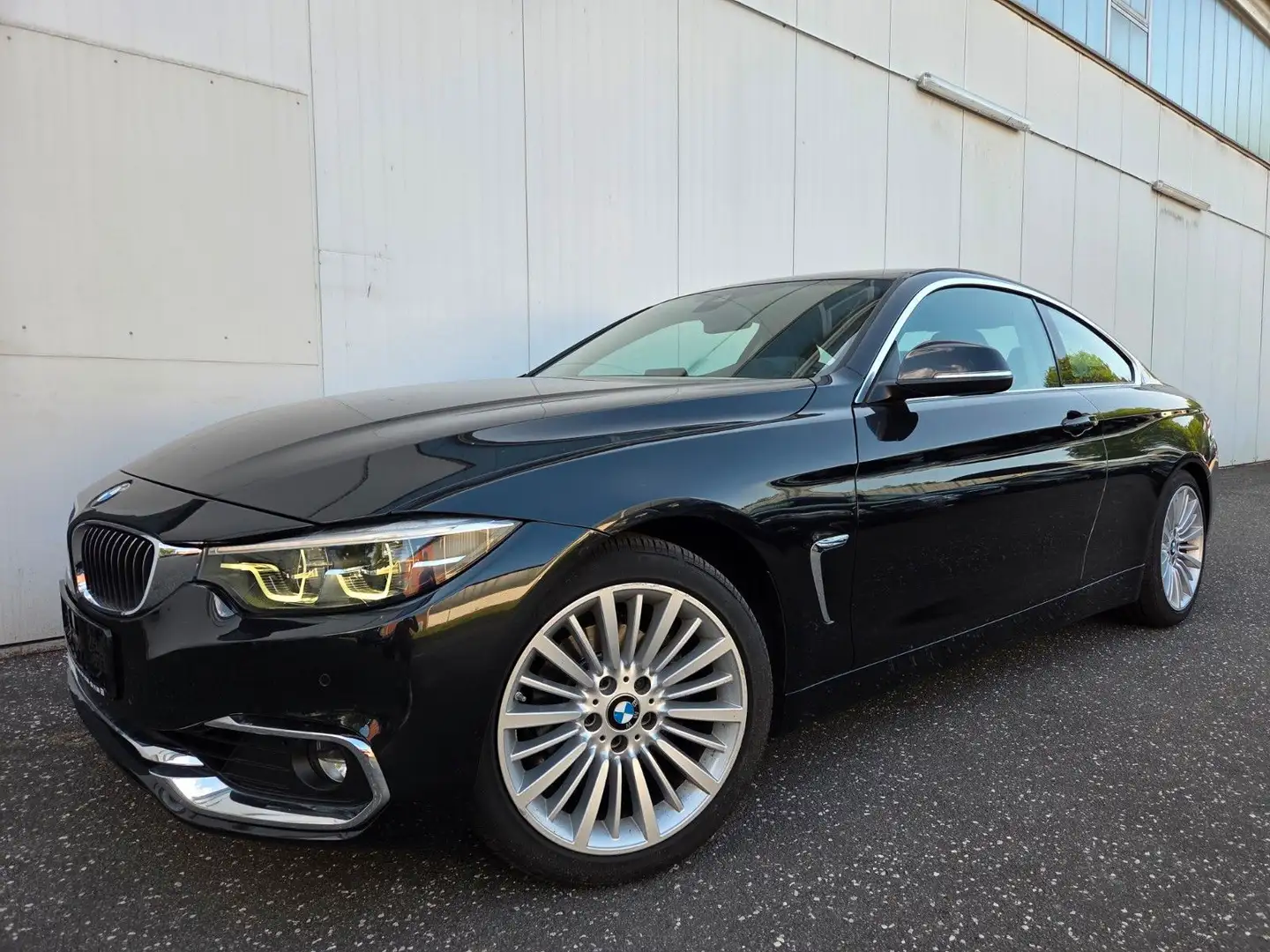 BMW 420 i Coupe Luxury Line aus 1.Hand Schwarz - 2