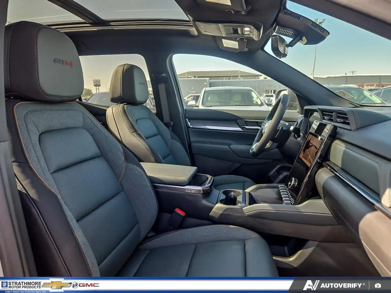 GMC Terrain photo GMC Terrain
