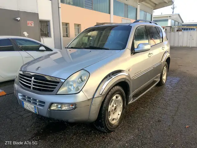 SsangYong Rexton 2.7 xdi Premium2 4x4 GASOLIO