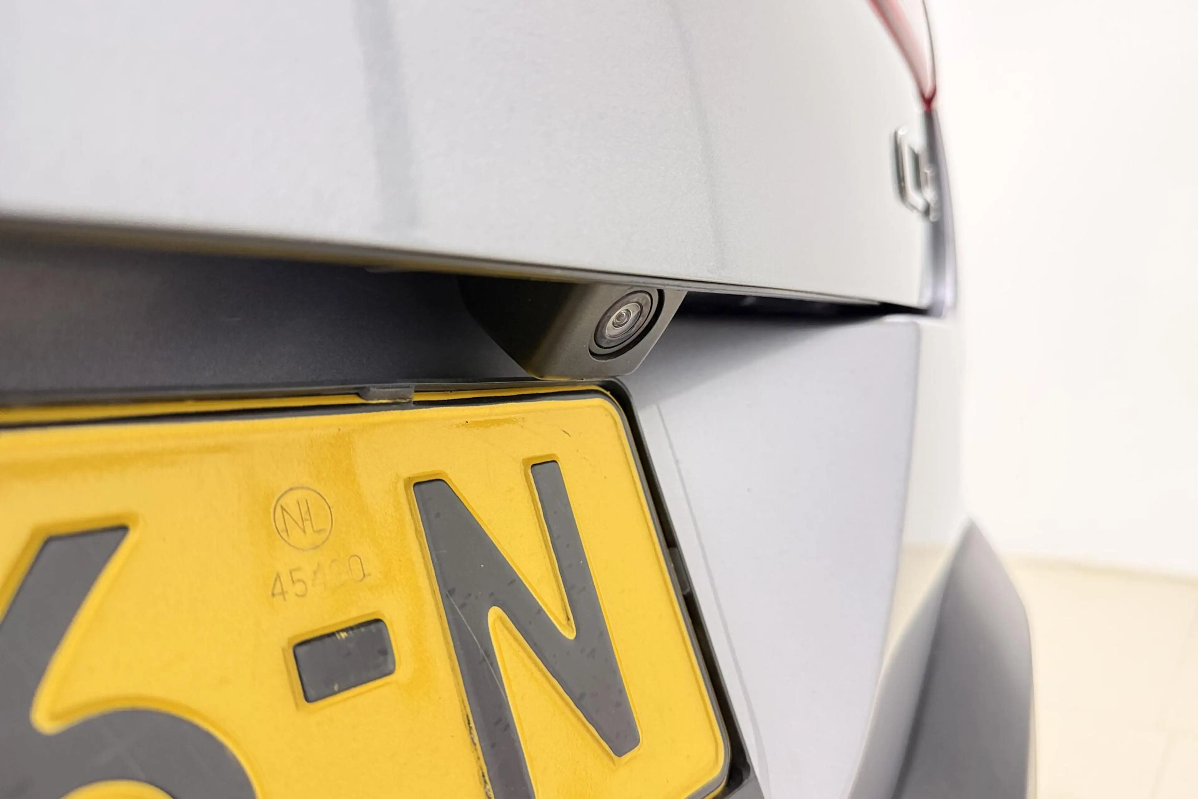 Citroen C4 Cactus 1.2T Shine 110pk | Panorama dak | 17'' LM Velgen | — photo 7
