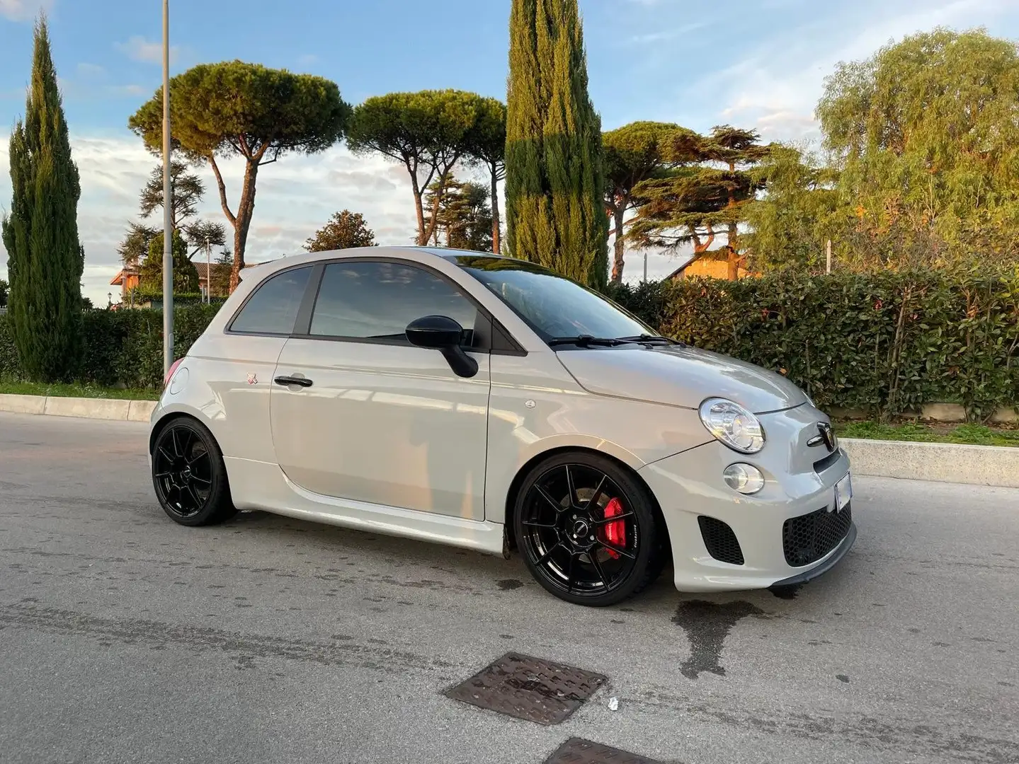 Abarth 500 500 1.4 16v turbo t-jet 135cv Grijs - 1