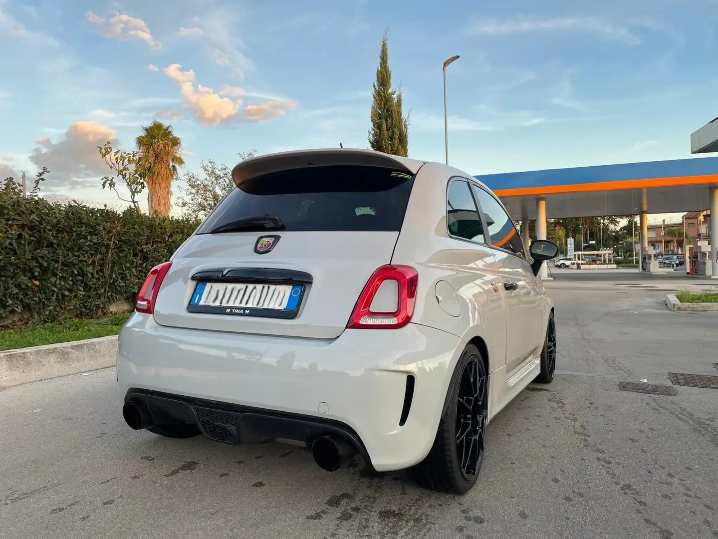 Abarth 500 500 1.4 16v turbo t-jet 135cv Grijs - 2