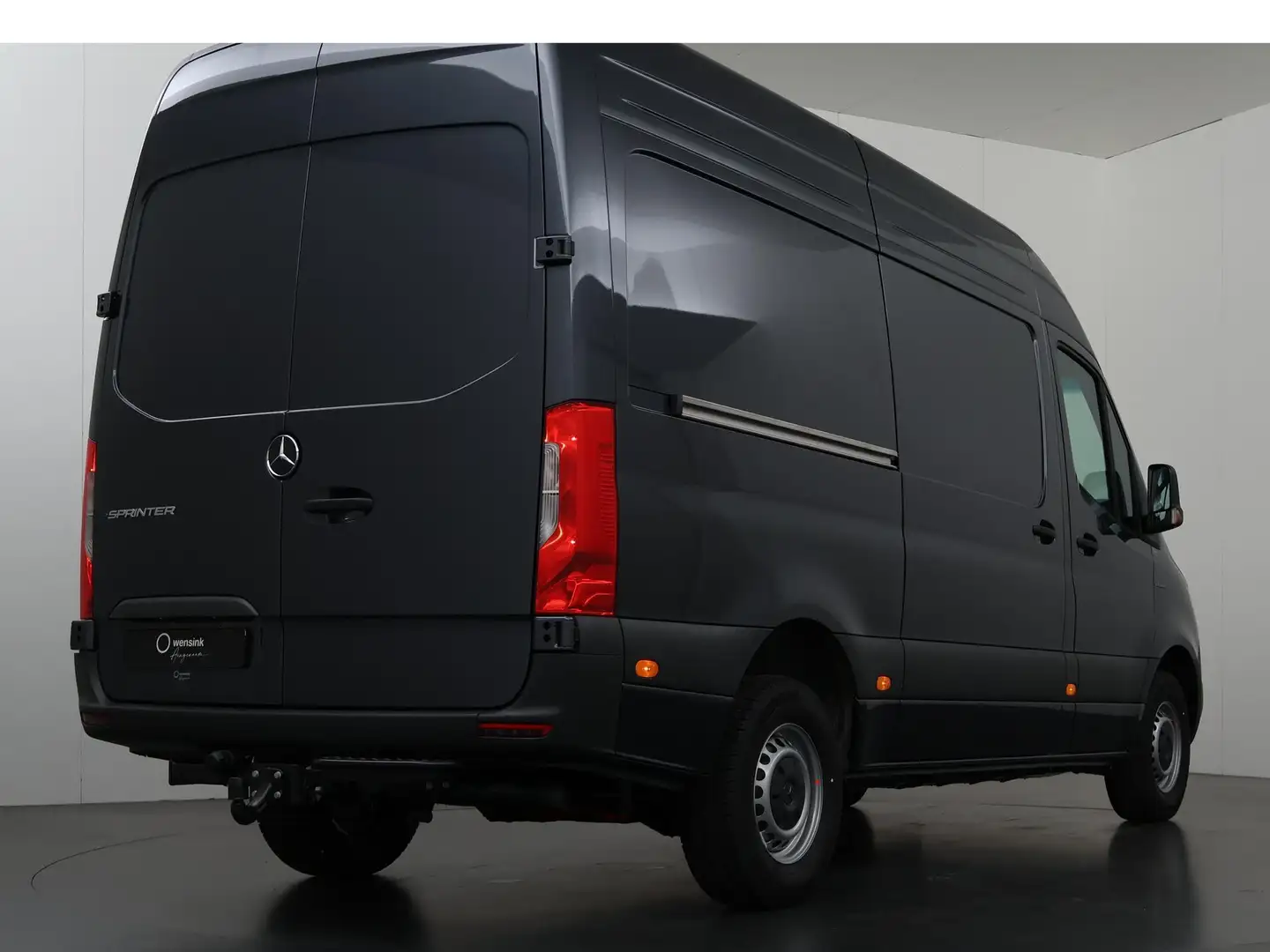Mercedes-Benz 320 eSprinter L2 Select 81kWh Gri - 2