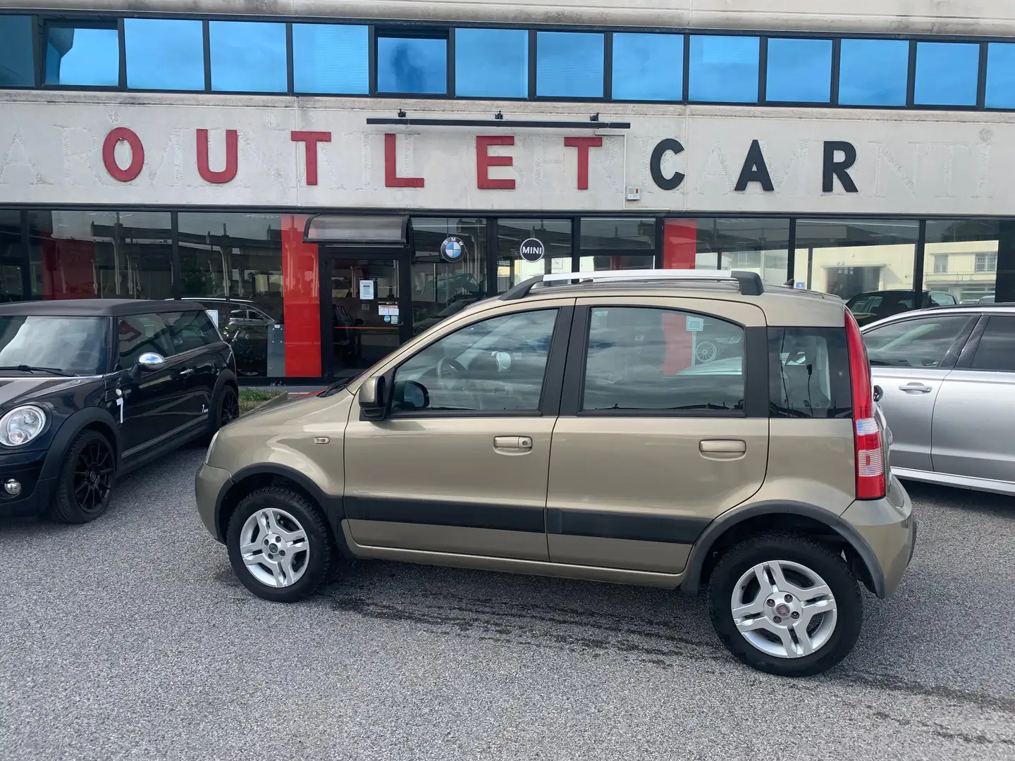 Fiat Panda Panda 1.2 natural power Climbing Grijs - 1