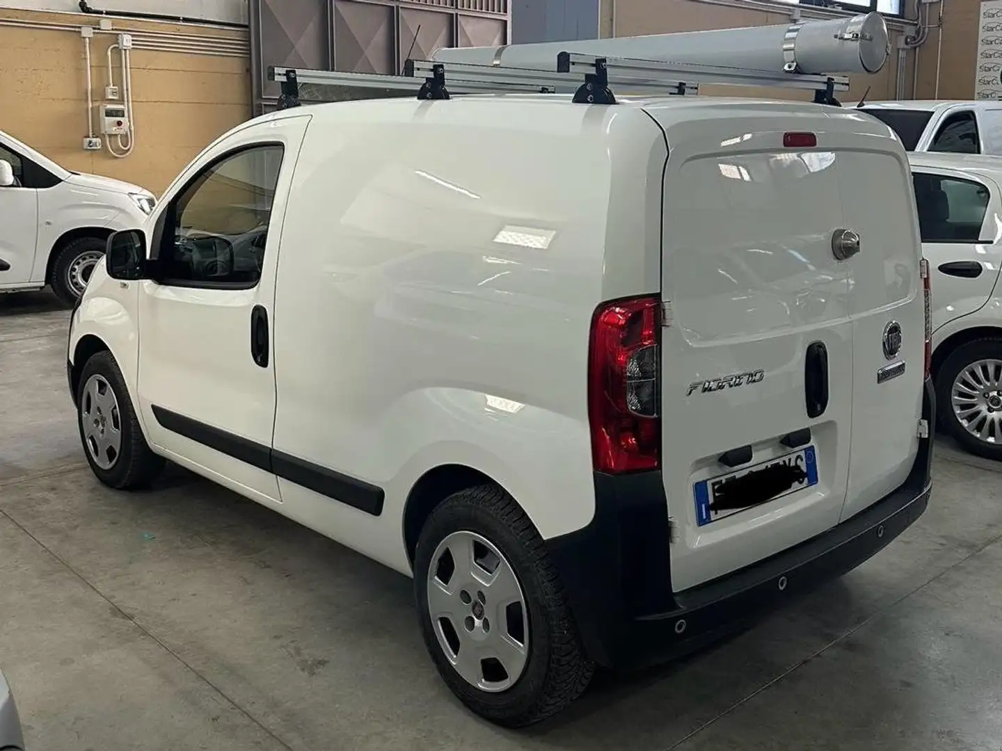 Fiat Fiorino 1.3 mjt  95cv Wit - 2