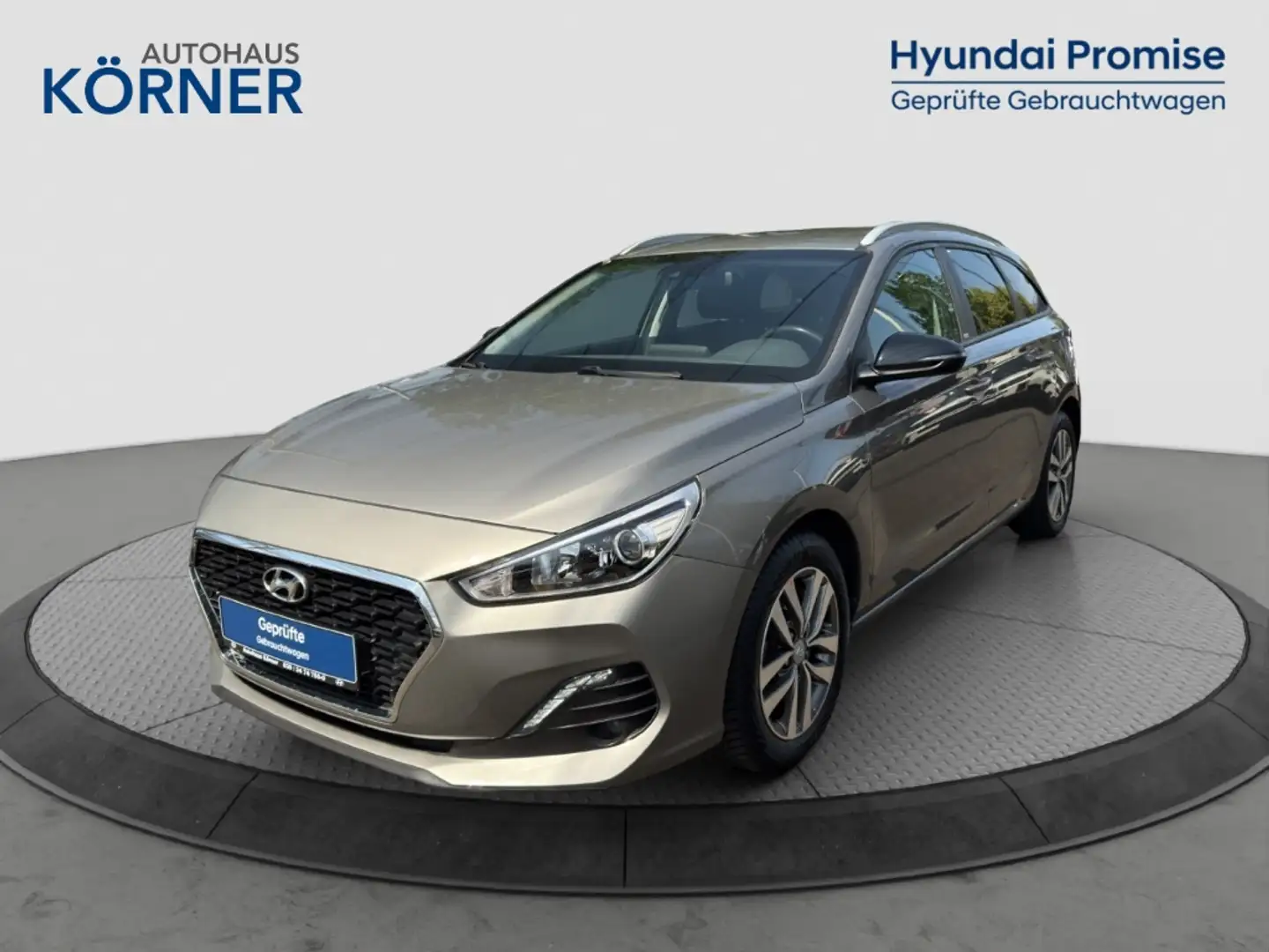 Hyundai i30 Kombi 1.4 T-GDi YES! *NAVI*SITZHZG*CAM* Grau - 2