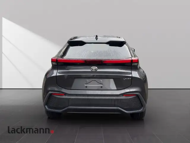 Toyota C-HR view 5