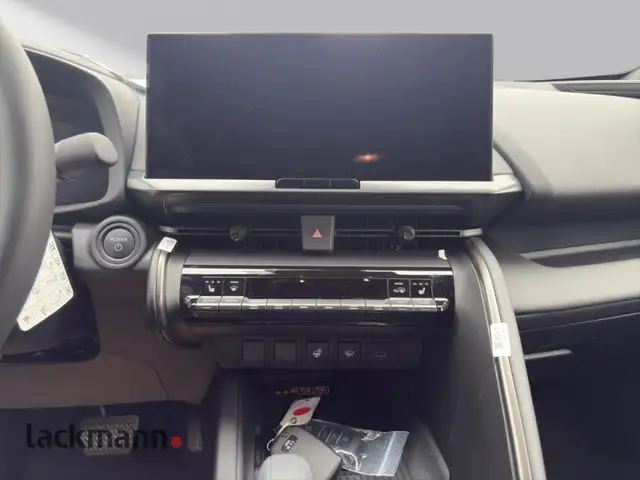 Toyota C-HR view 12