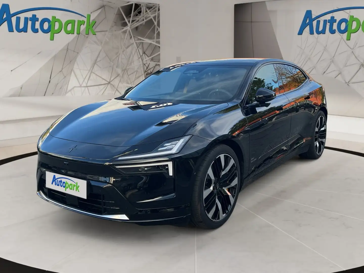 Polestar 4 Polestar 4 Long Range Dual Чёрный - 1