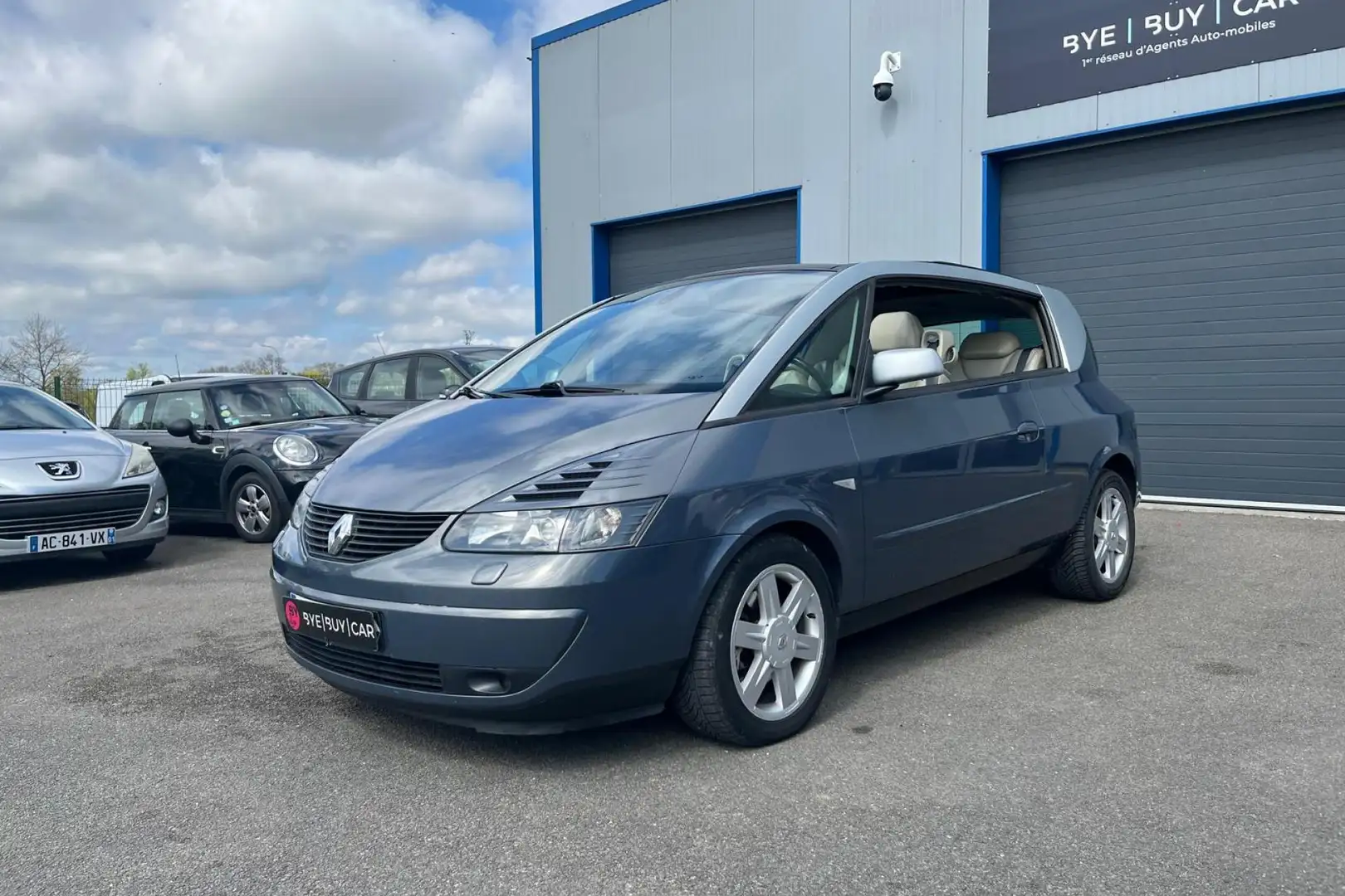Renault Avantime Avantime 3.0 V6  207CH MONOSPACE Privilège GARANTIE 12 MOIS Gris - 1