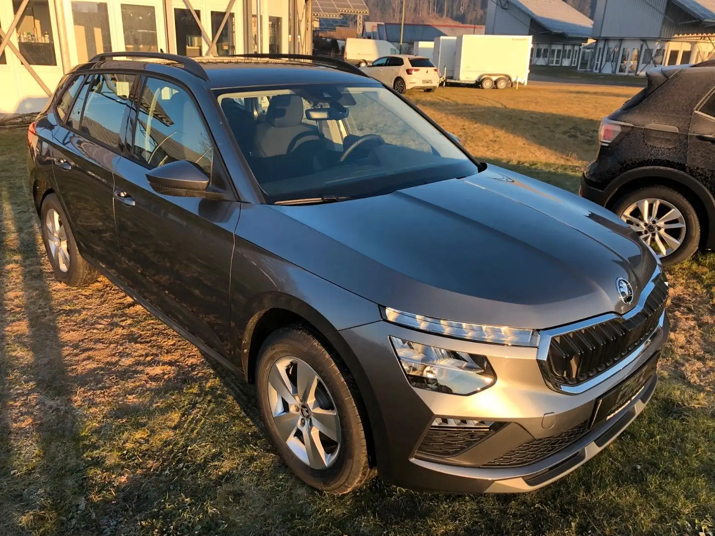 Skoda Kamiq DSG-7 130Jahre Gar.5J,Kamera,Alu Grijs - 1