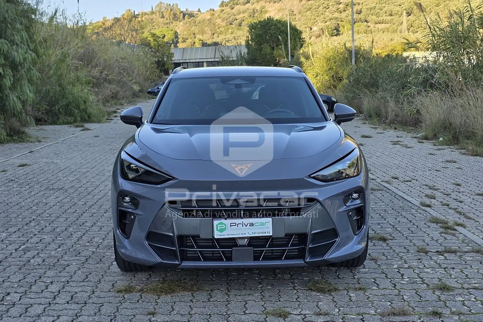 CUPRA Terramar Terramar 1.5 Hybrid DSG Argento - 2