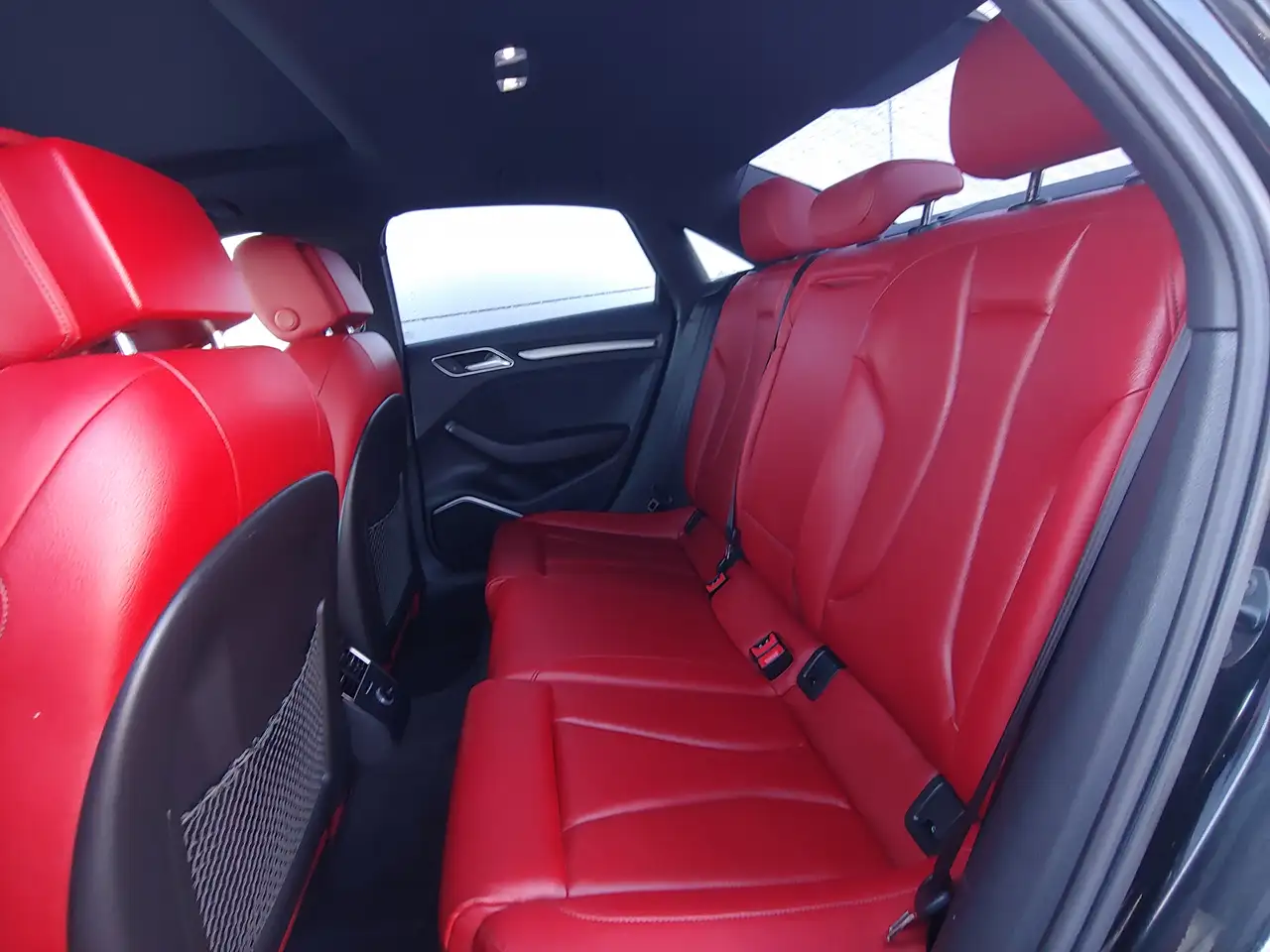 Audi S3 снимка Audi S3