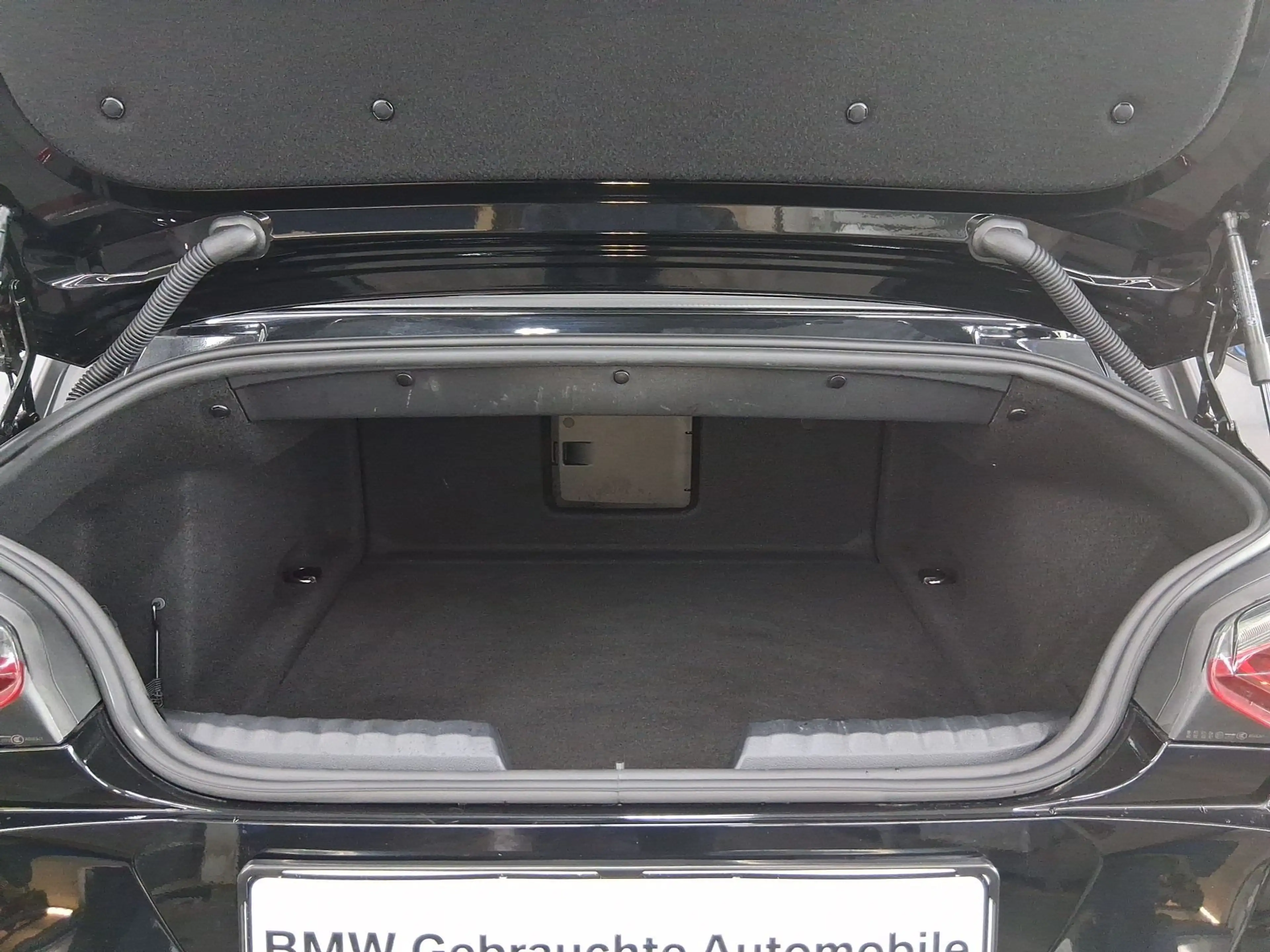BMW Z4 sDrive30i HeadUp*DrivingAssist*Stop&Go*19"*Harman/ — photo 11