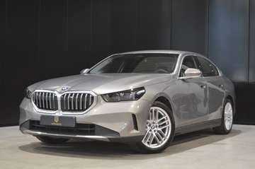 i Berline 1 MAIN - NEUVE - 9.000 km