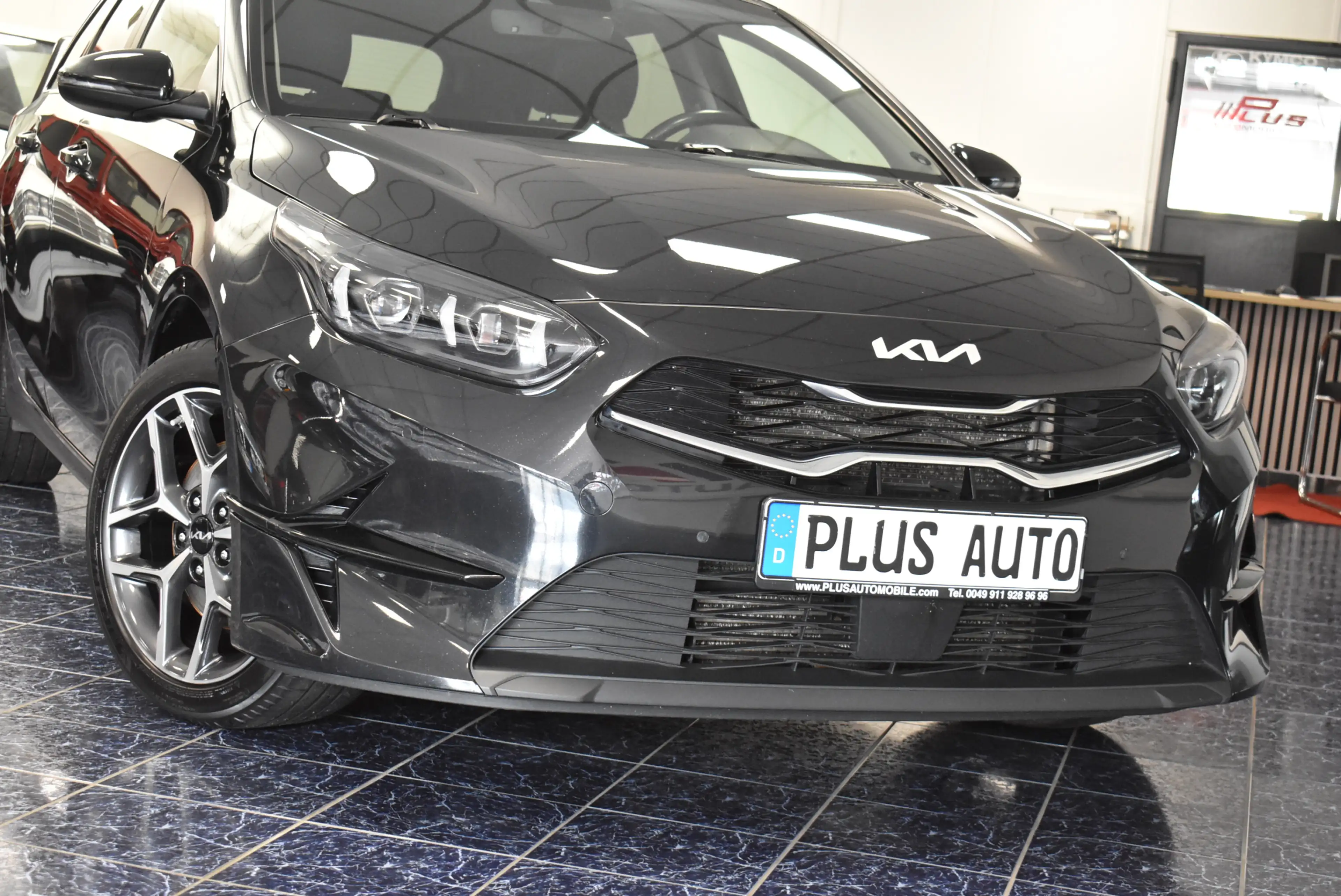 Kia Ceed SW / cee'd SW 1.6 CRDI Platinum Virtual Nav — photo 12