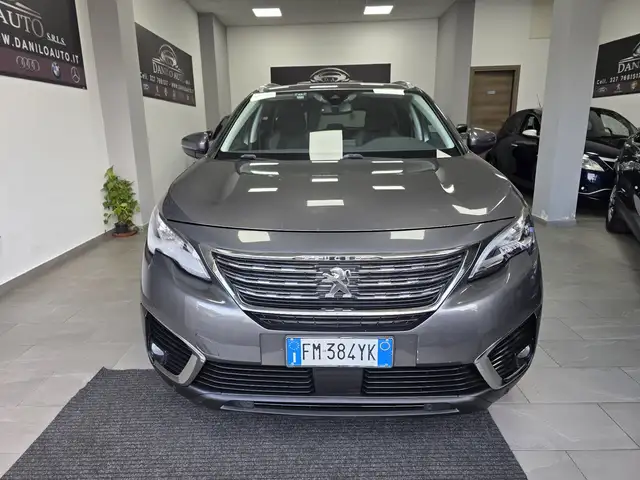 Peugeot 5008 1.6 bluehdi Allure navi s&s 120cv 7p.ti eat6