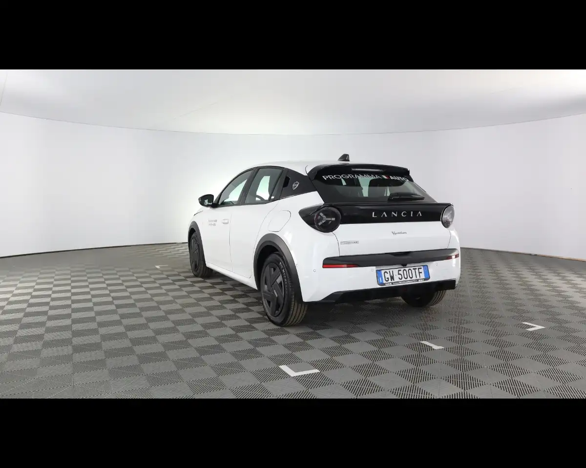 Lancia Ypsilon 2026 — фото 13