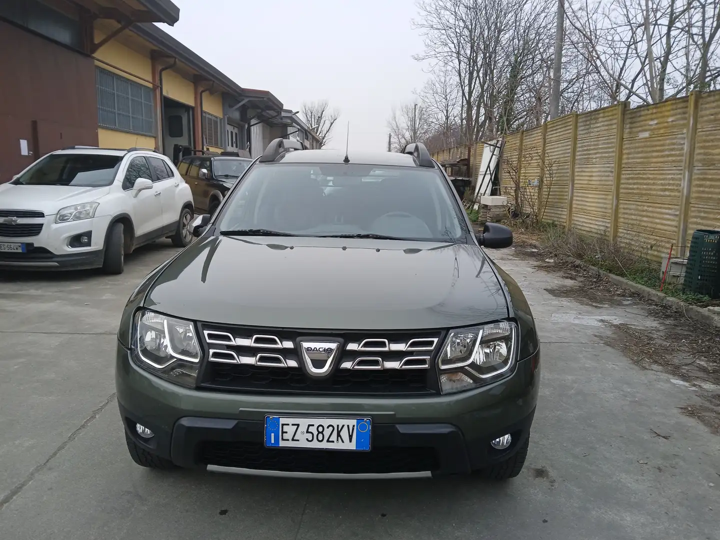 Dacia Duster Duster I 2015 1.6 Laureate 4x4 105cv Verde - 1