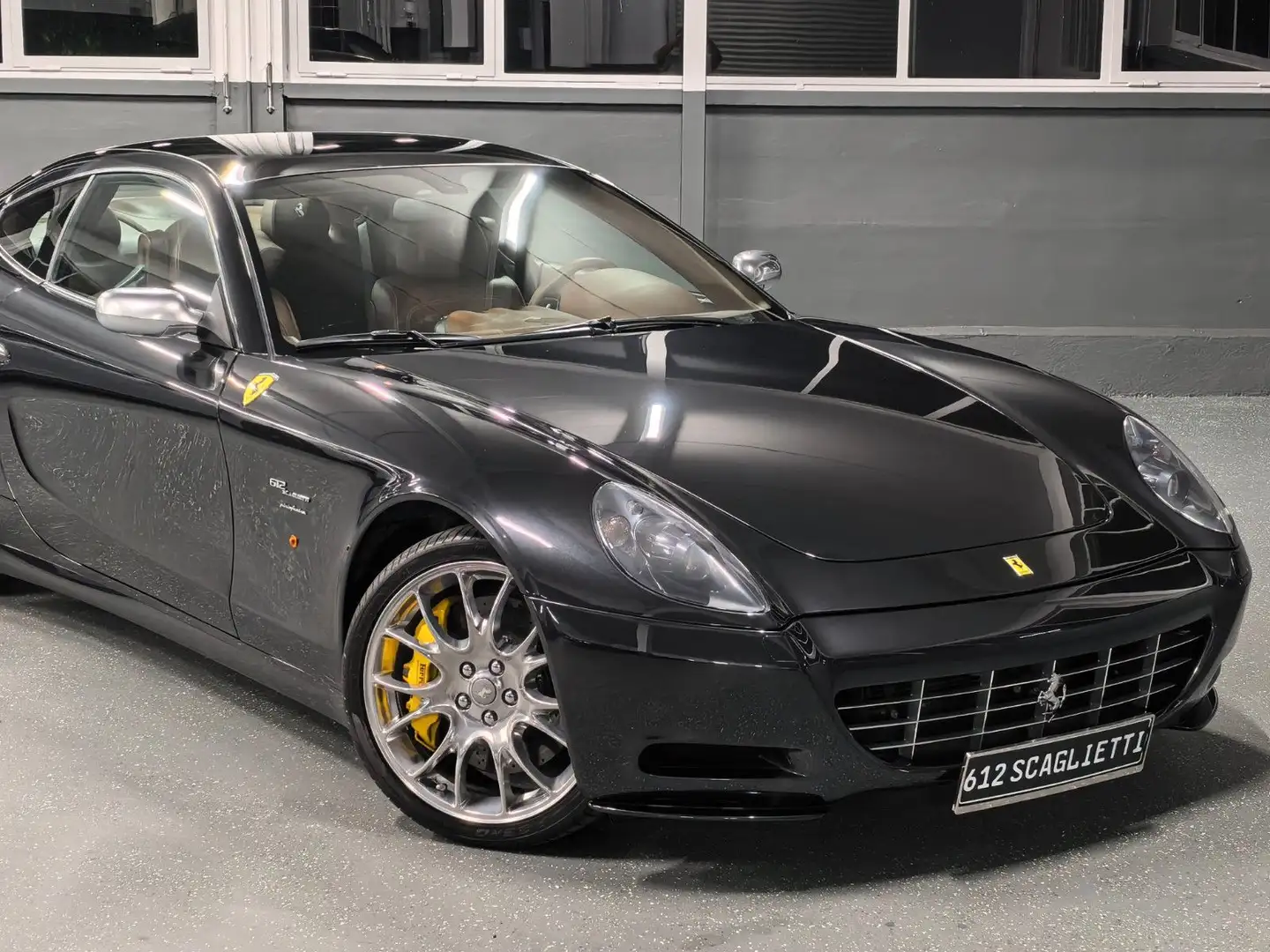 Ferrari 612 SCAGLIETTI ATELIER | ONE TO ONE | NP 318 T € Schwarz - 1